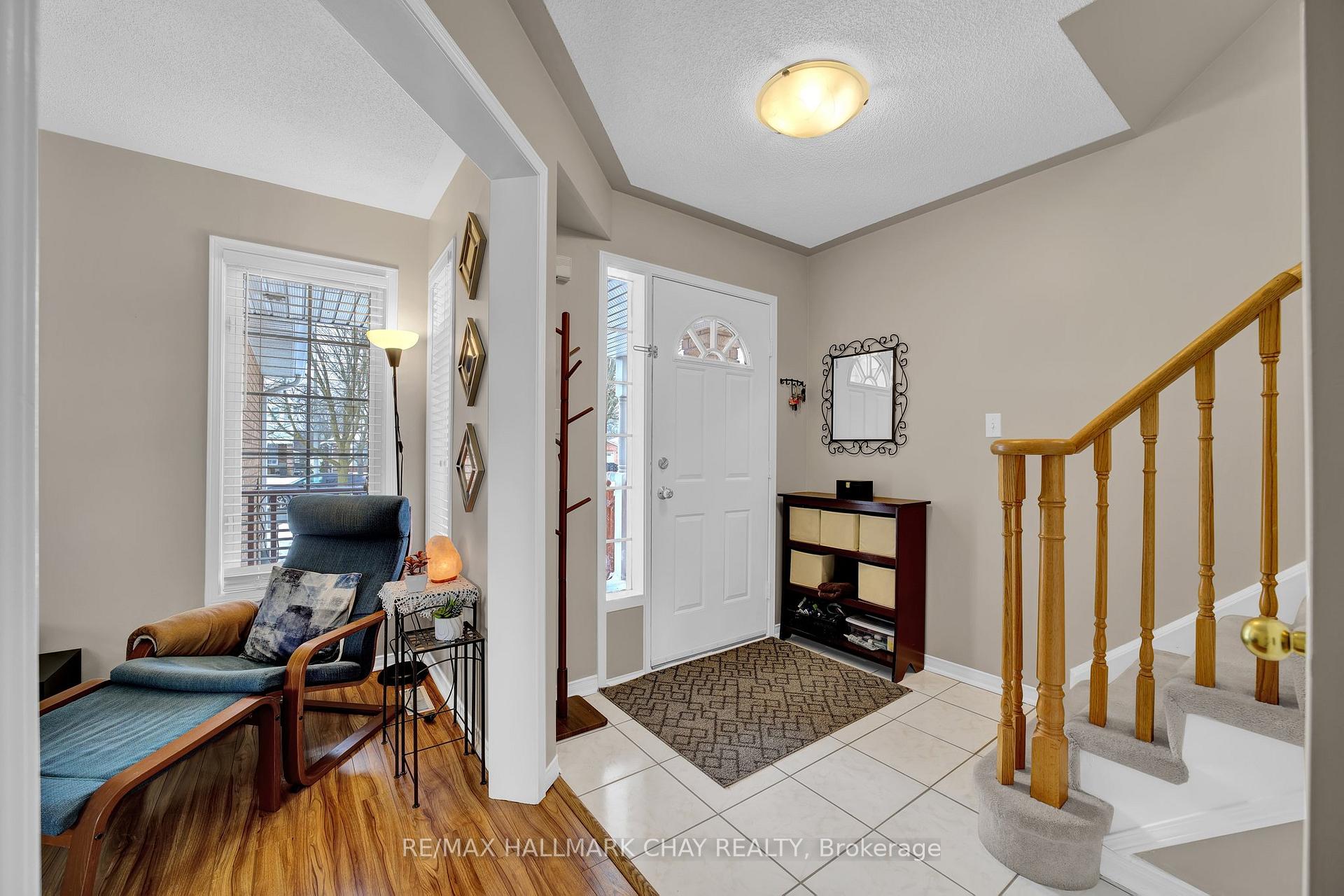 Photo 16 of 3 Chiccony Court, New Tecumseth, Beeton — HOMEH