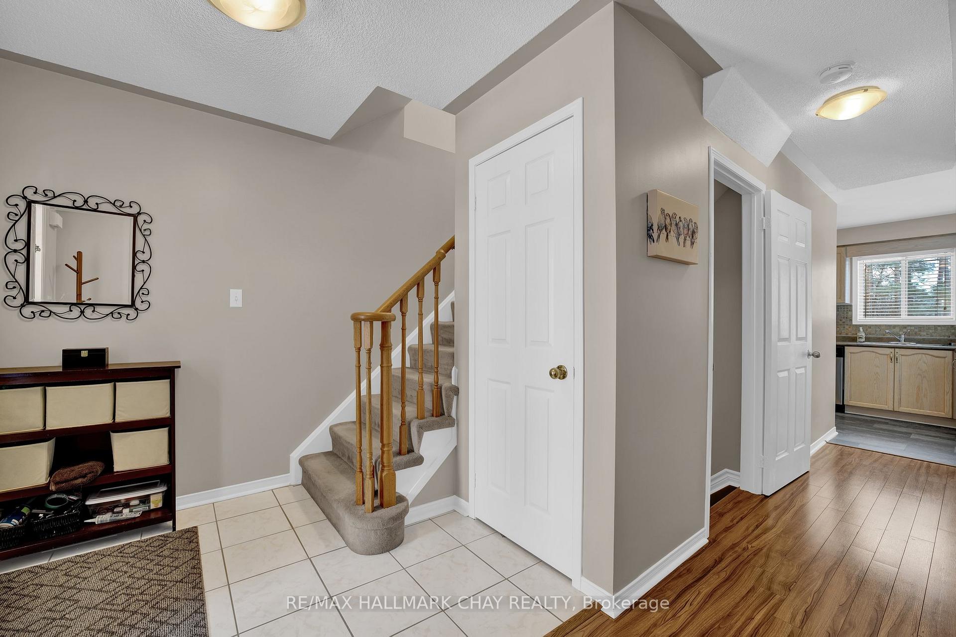 Photo 17 of 3 Chiccony Court, New Tecumseth, Beeton — HOMEH