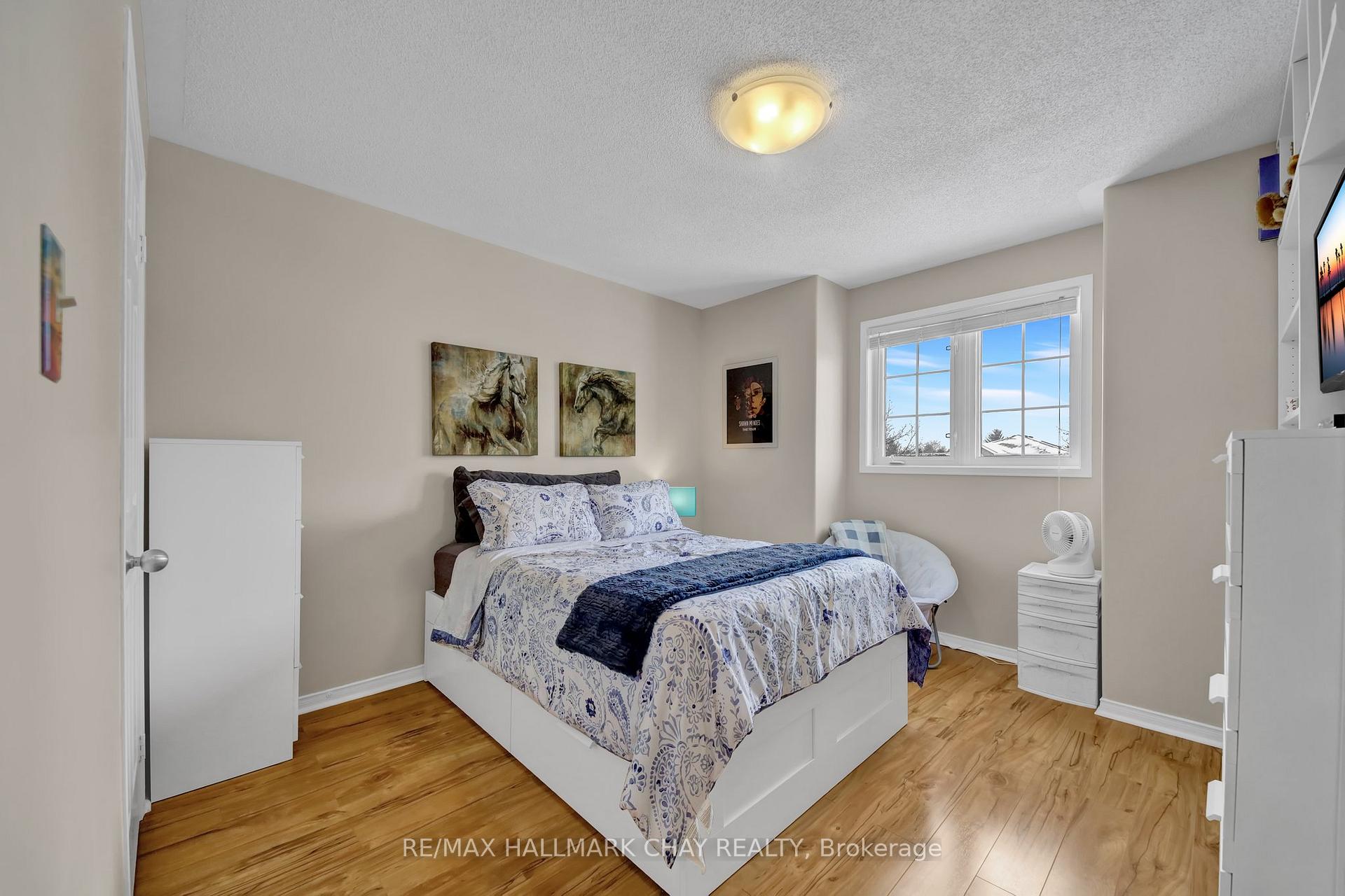 Photo 29 of 3 Chiccony Court, New Tecumseth, Beeton — HOMEH