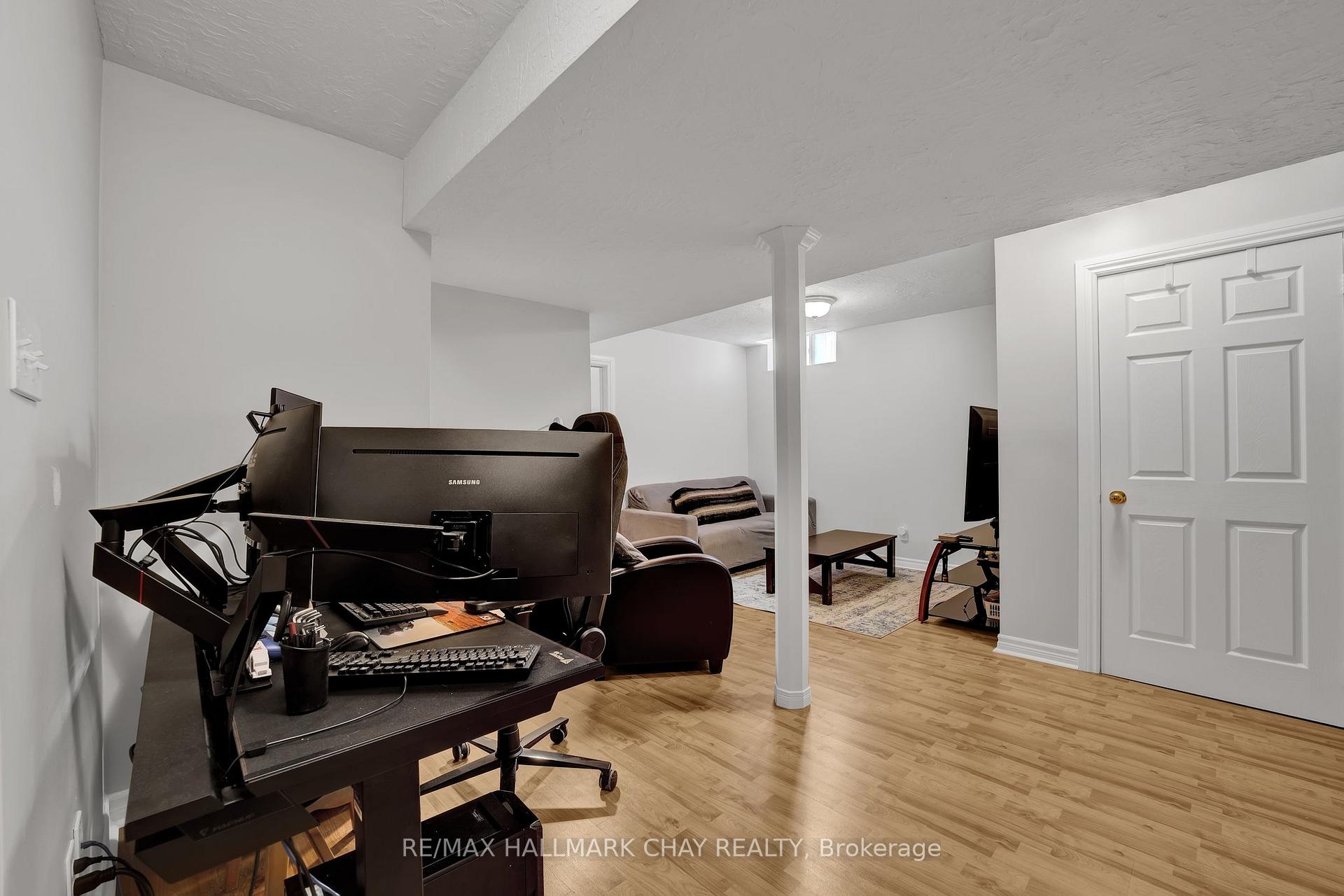 Photo 37 of 3 Chiccony Court, New Tecumseth, Beeton — HOMEH