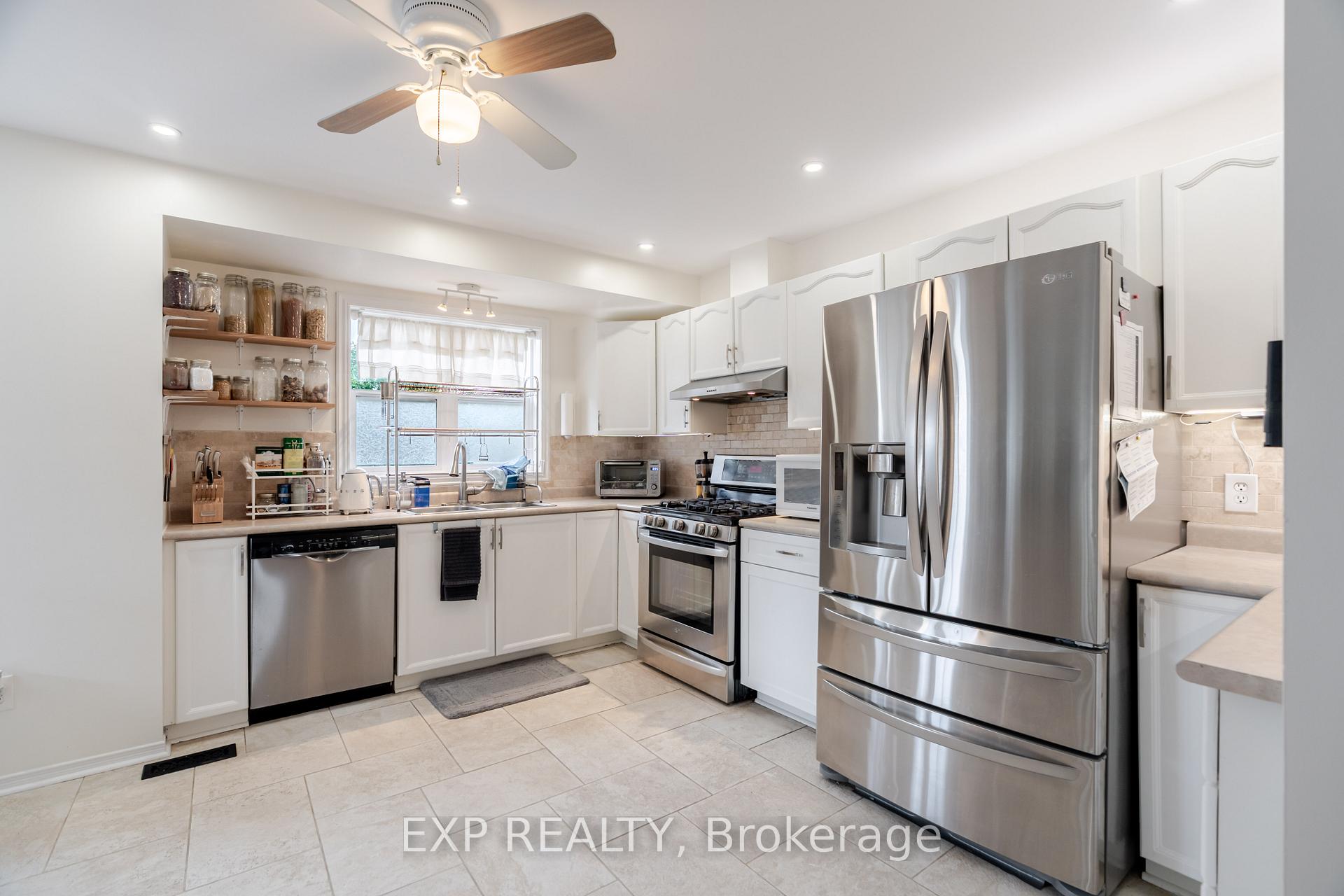 Photo 6 of 1562 Lisbon Street, Ottawa, Fallingbrook/Pineridge — HOMEH