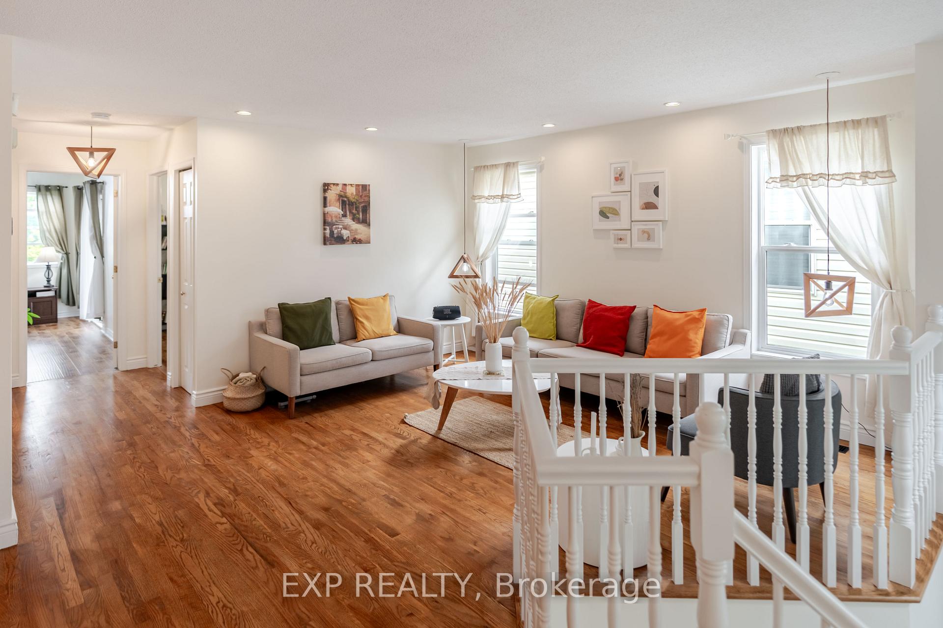 Photo 10 of 1562 Lisbon Street, Ottawa, Fallingbrook/Pineridge — HOMEH