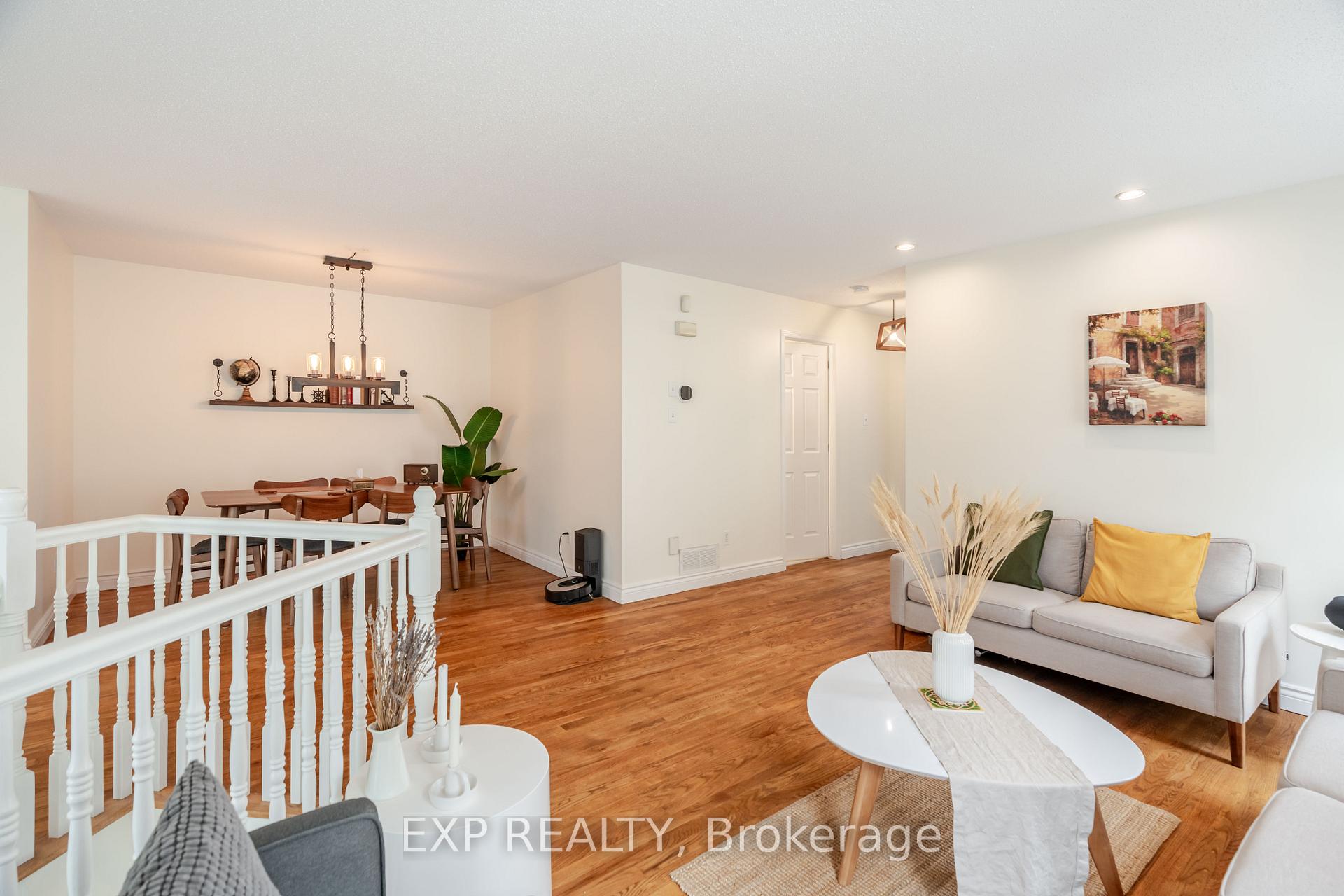 Photo 14 of 1562 Lisbon Street, Ottawa, Fallingbrook/Pineridge — HOMEH