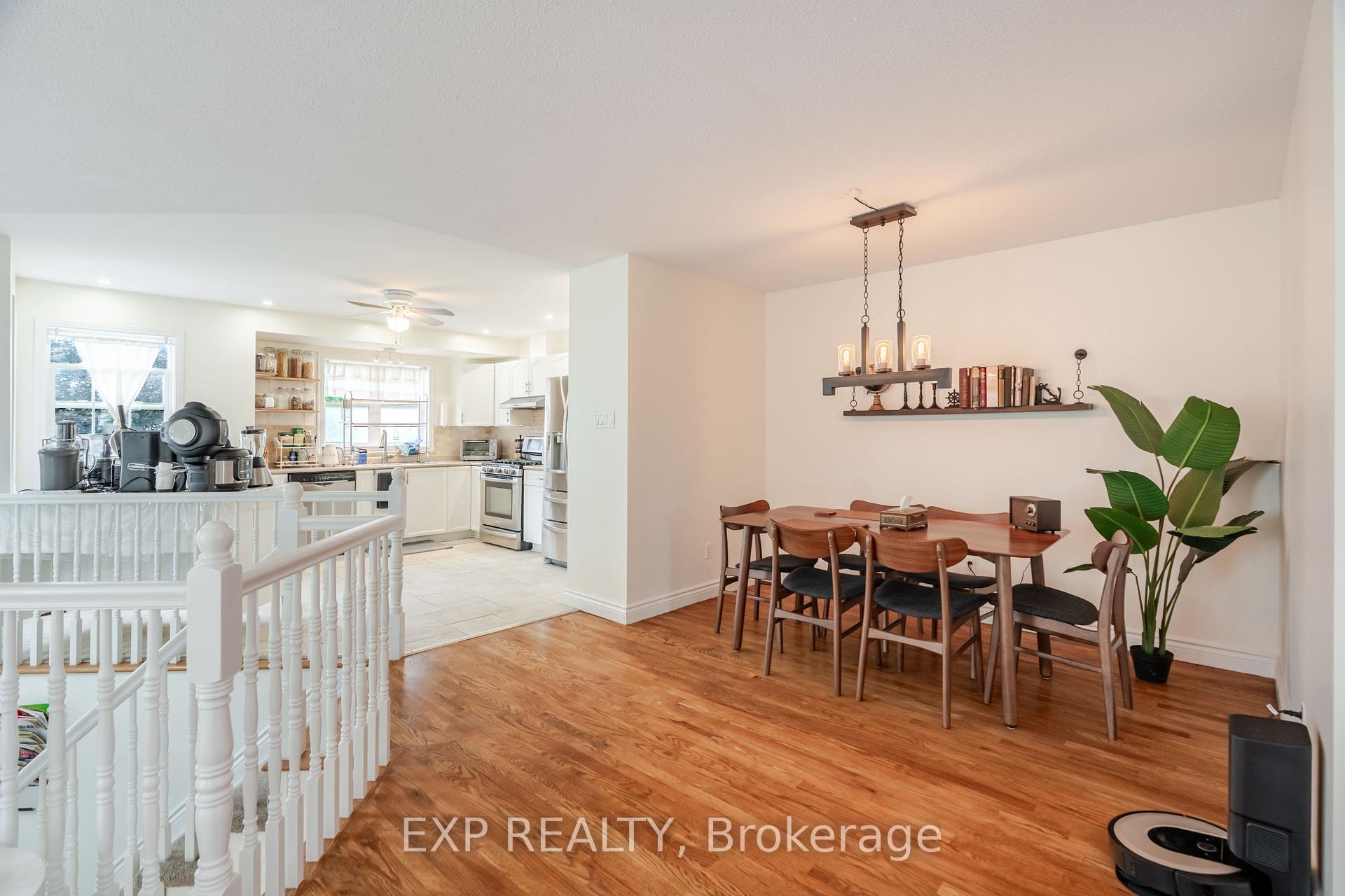 Photo 15 of 1562 Lisbon Street, Ottawa, Fallingbrook/Pineridge — HOMEH