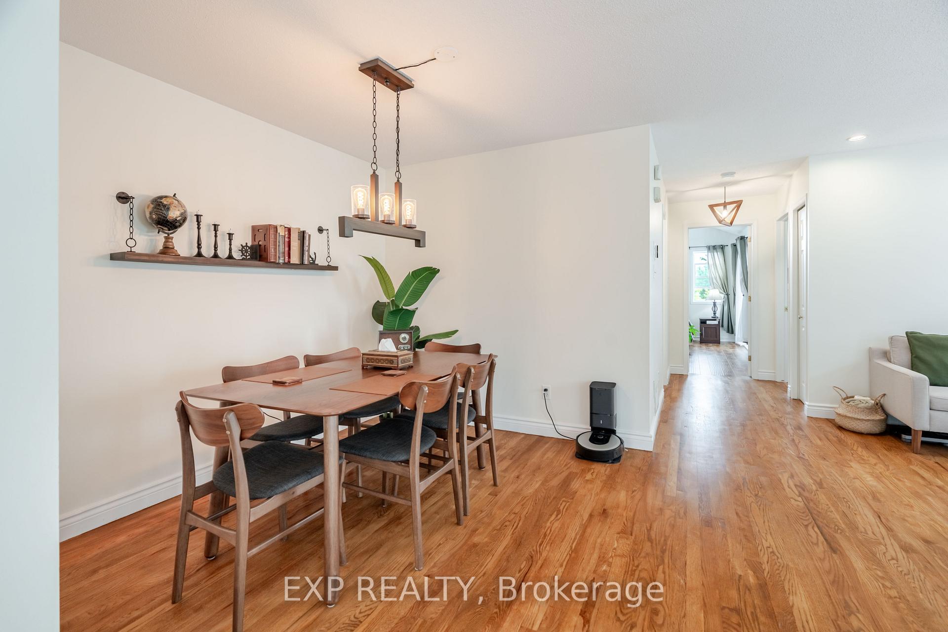 Photo 16 of 1562 Lisbon Street, Ottawa, Fallingbrook/Pineridge — HOMEH