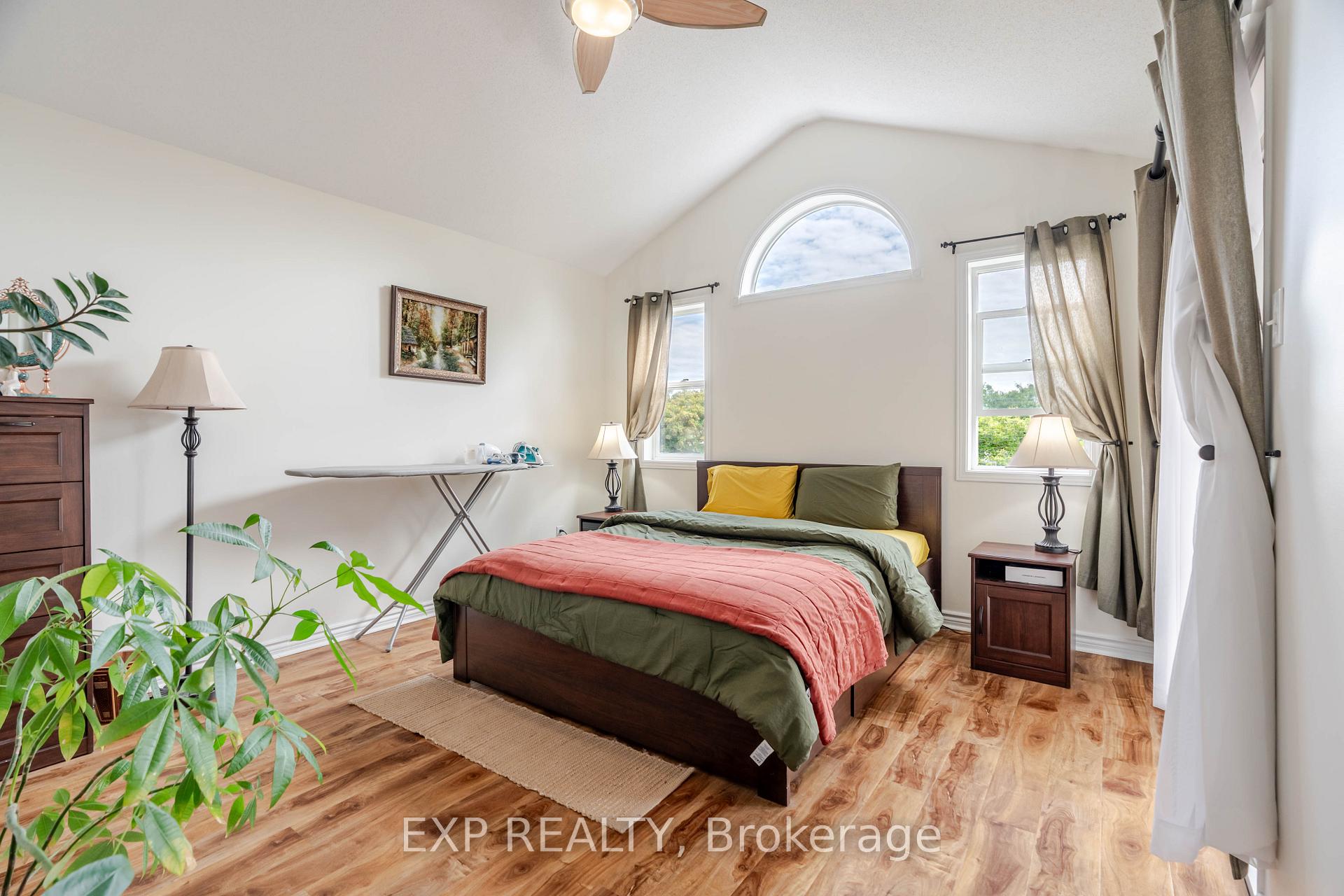 Photo 20 of 1562 Lisbon Street, Ottawa, Fallingbrook/Pineridge — HOMEH