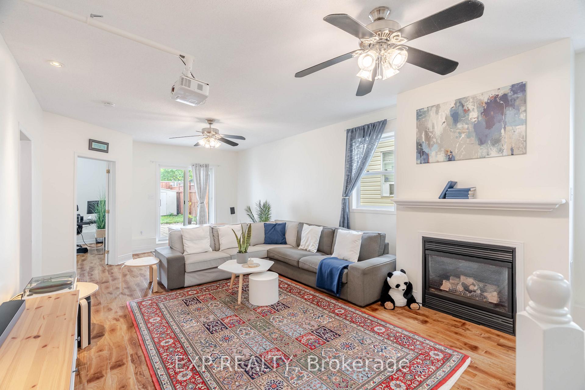 Photo 33 of 1562 Lisbon Street, Ottawa, Fallingbrook/Pineridge — HOMEH