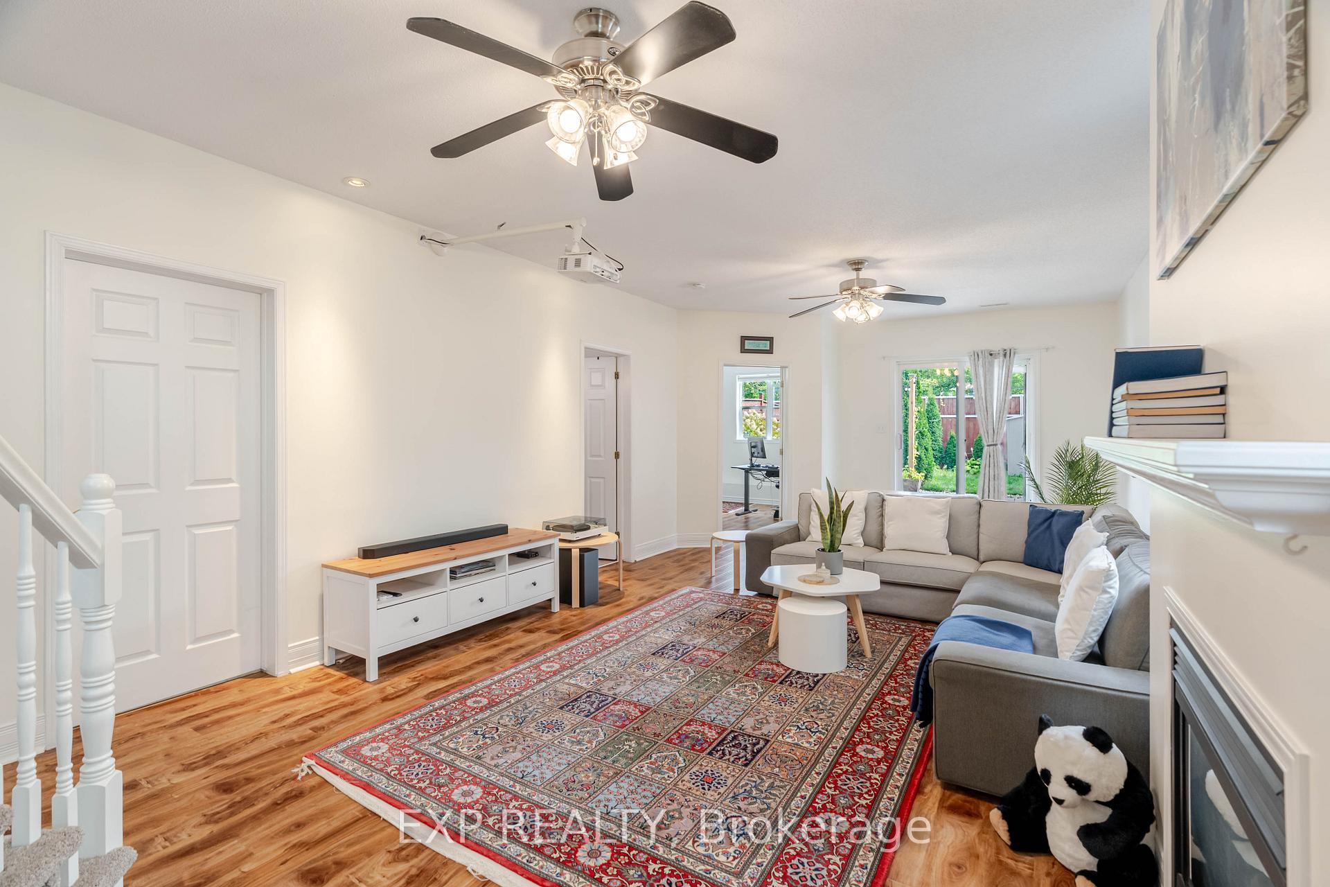 Photo 34 of 1562 Lisbon Street, Ottawa, Fallingbrook/Pineridge — HOMEH