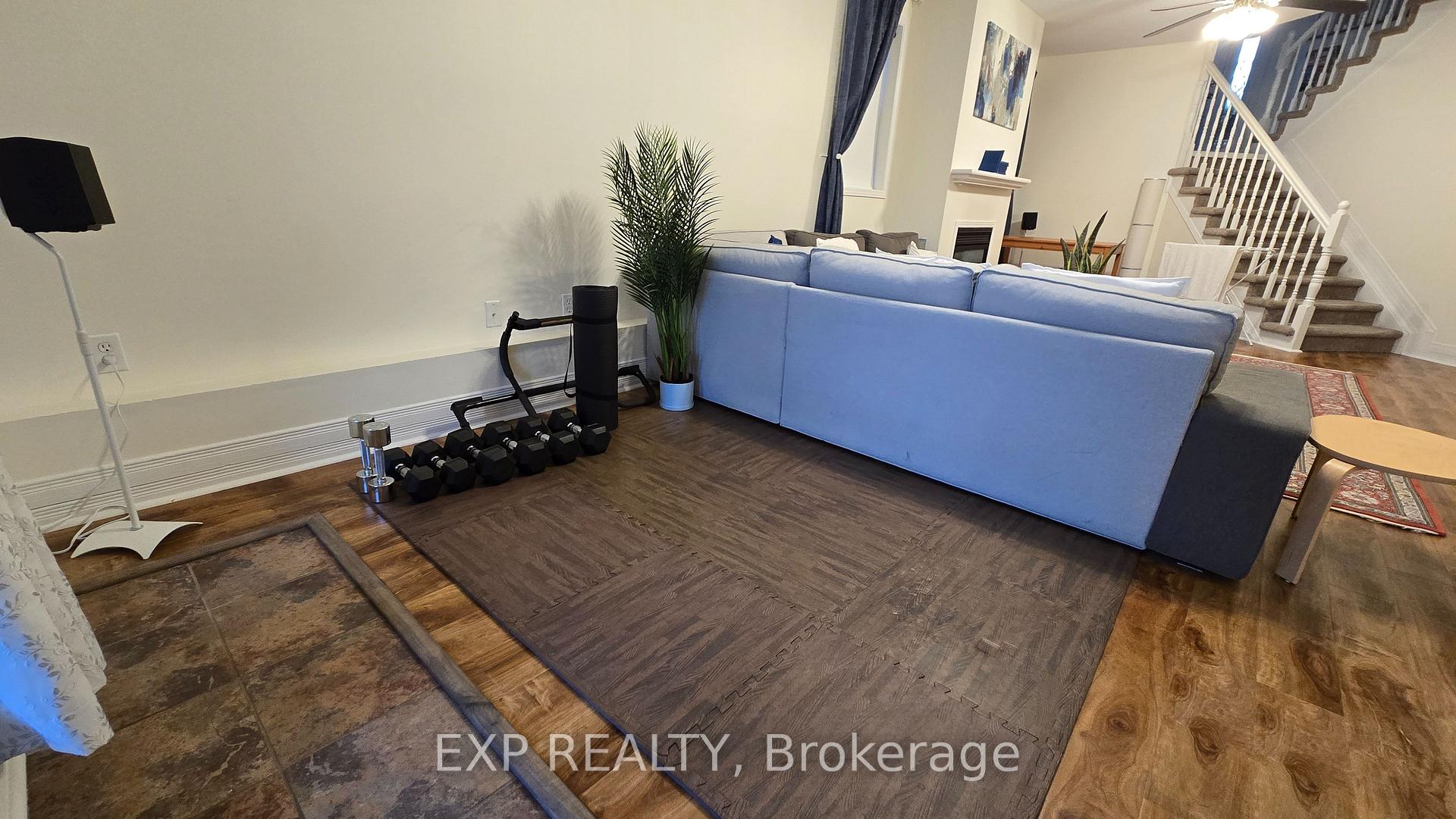 Photo 39 of 1562 Lisbon Street, Ottawa, Fallingbrook/Pineridge — HOMEH