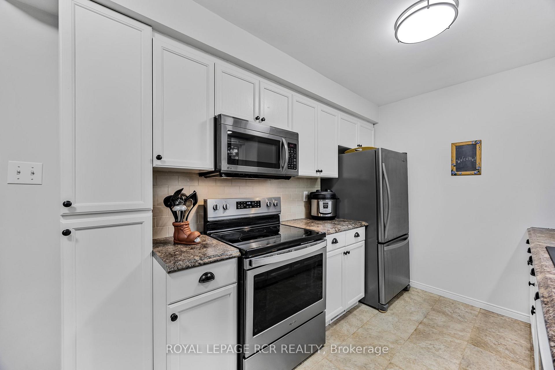 Photo 14 of 1 The Boulevard, New Tecumseth, Tottenham — HOMEH