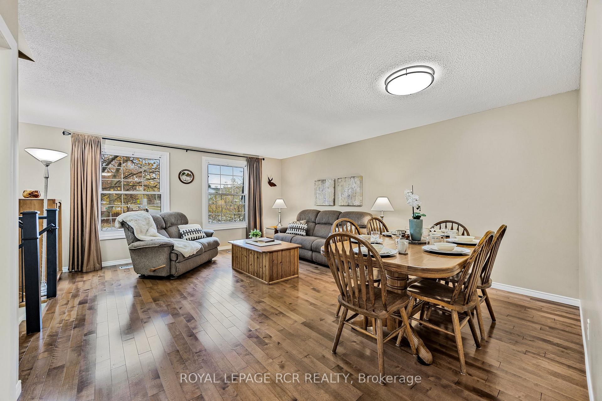 Photo 17 of 1 The Boulevard, New Tecumseth, Tottenham — HOMEH