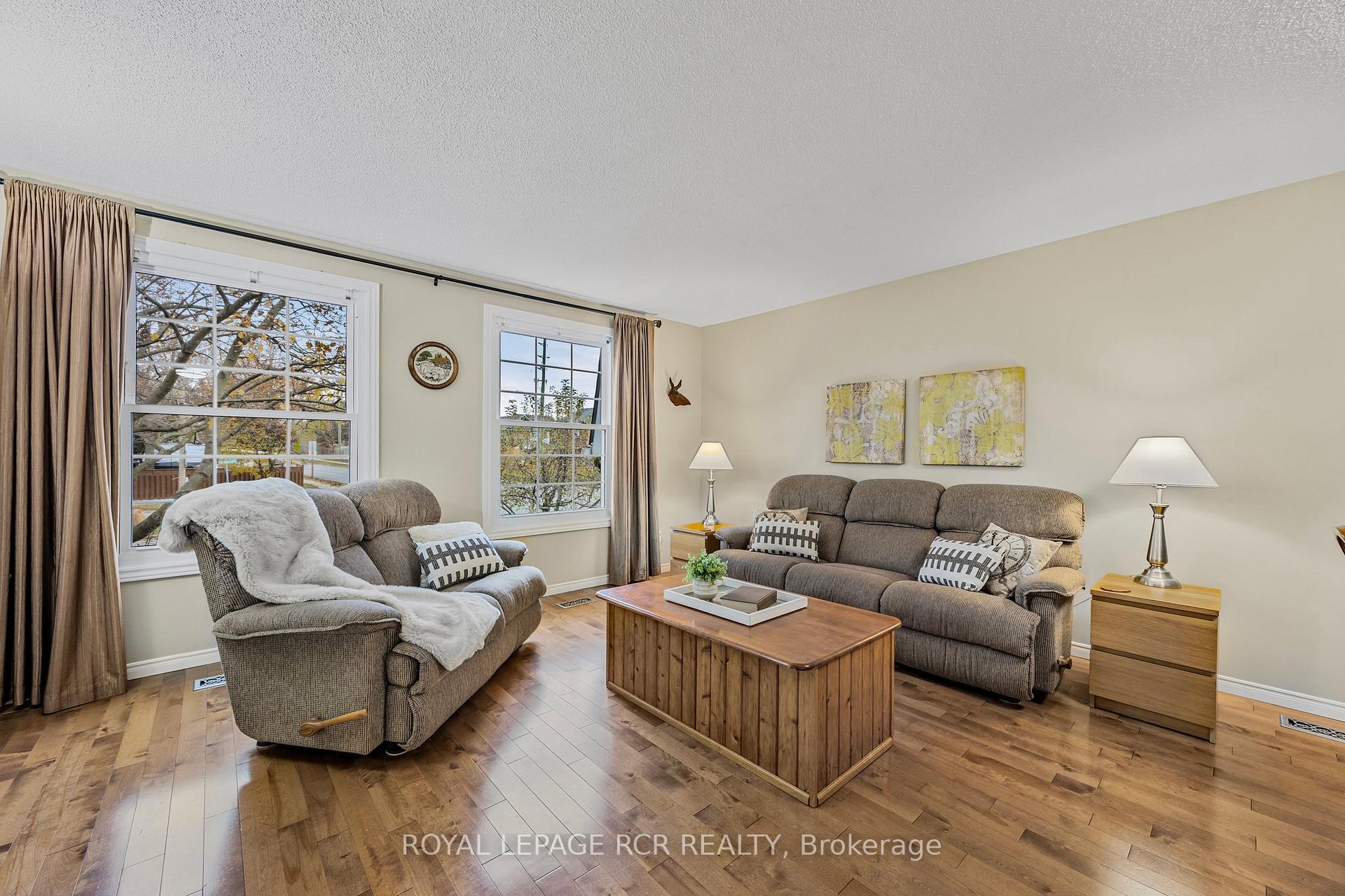 Photo 18 of 1 The Boulevard, New Tecumseth, Tottenham — HOMEH