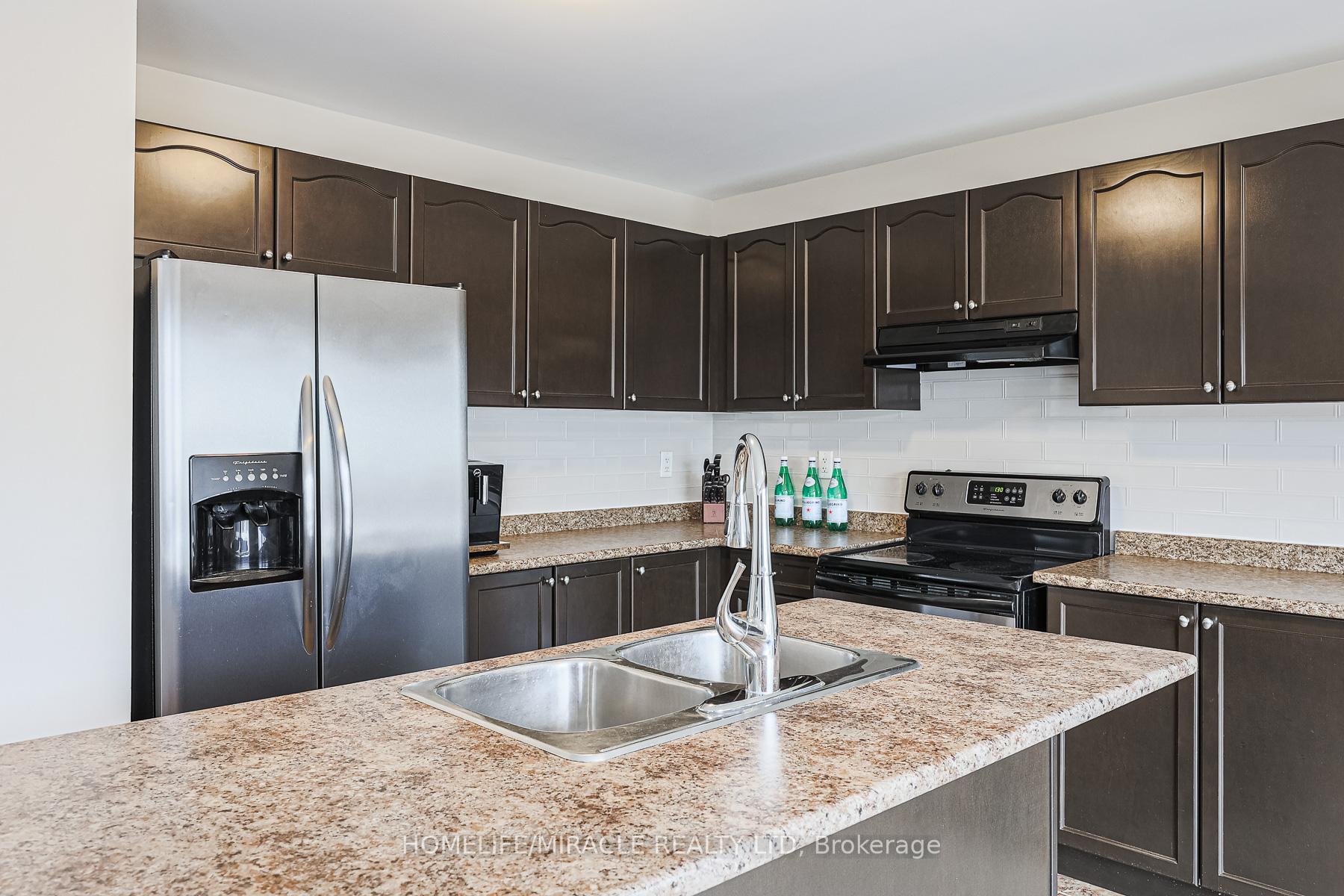 Photo 13 of 15 Davidson Drive, New Tecumseth, Alliston — HOMEH