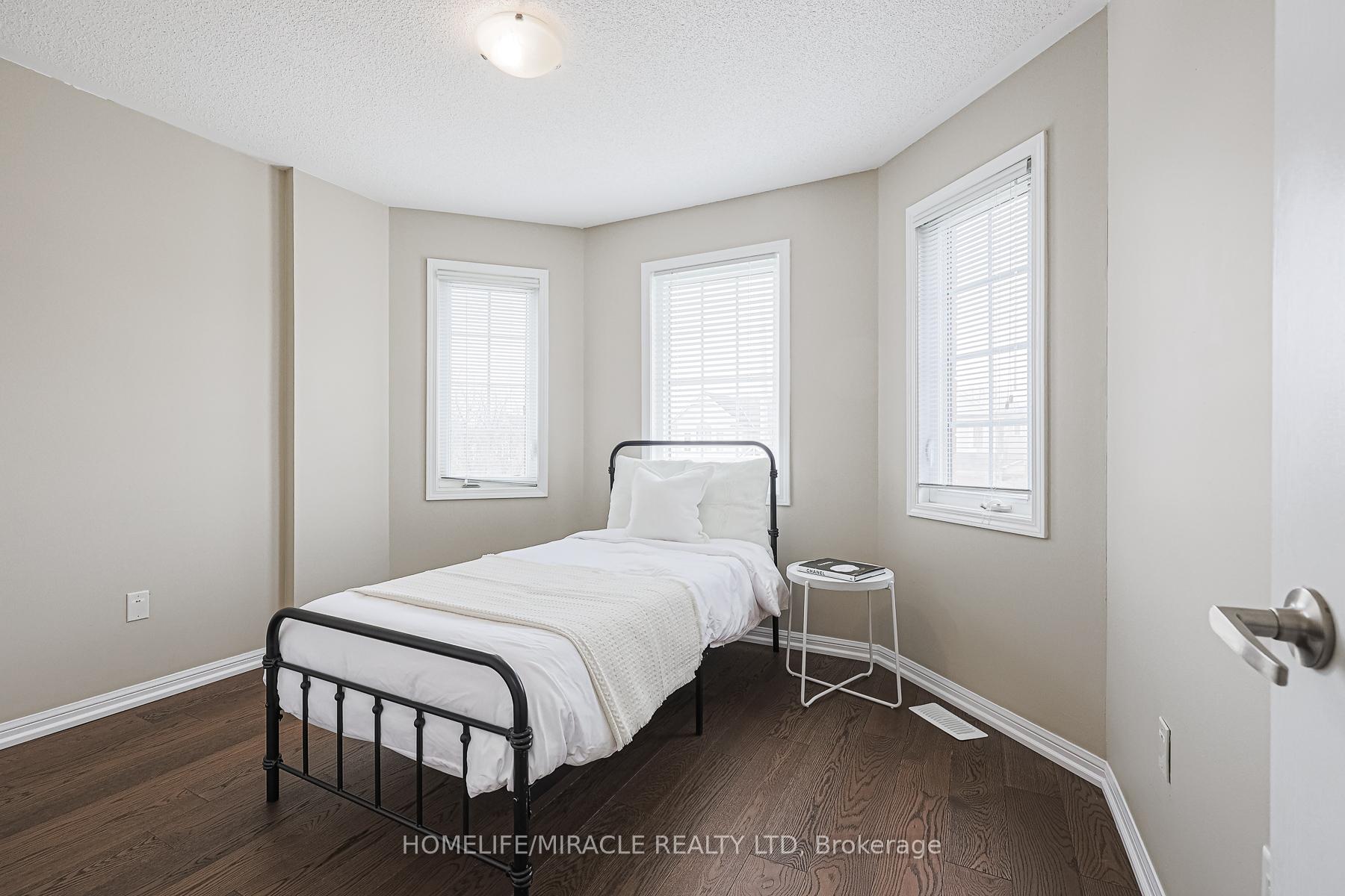Photo 14 of 15 Davidson Drive, New Tecumseth, Alliston — HOMEH