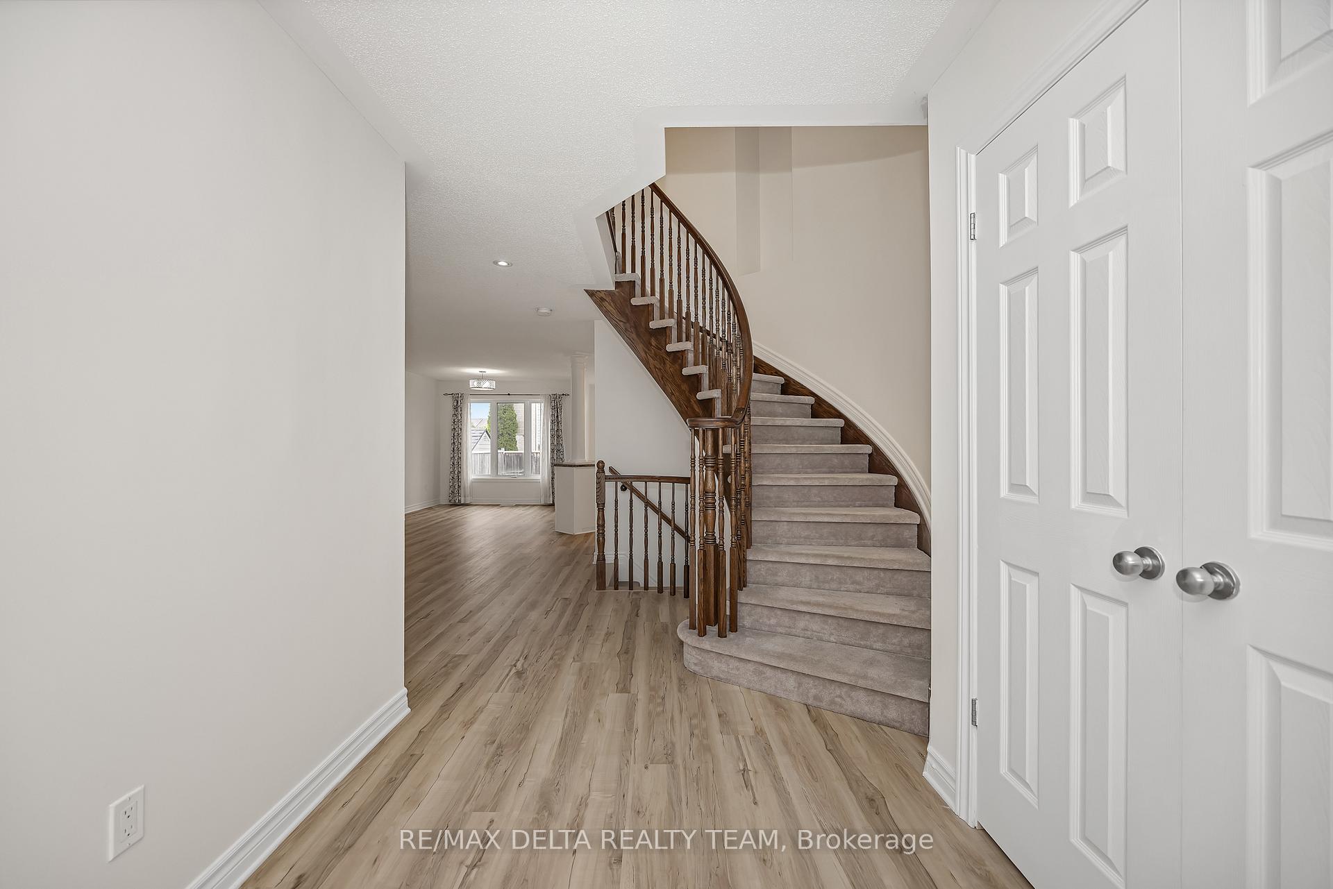 Photo 4 of 189 Tapley Place, Ottawa, Avalon East — HOMEH