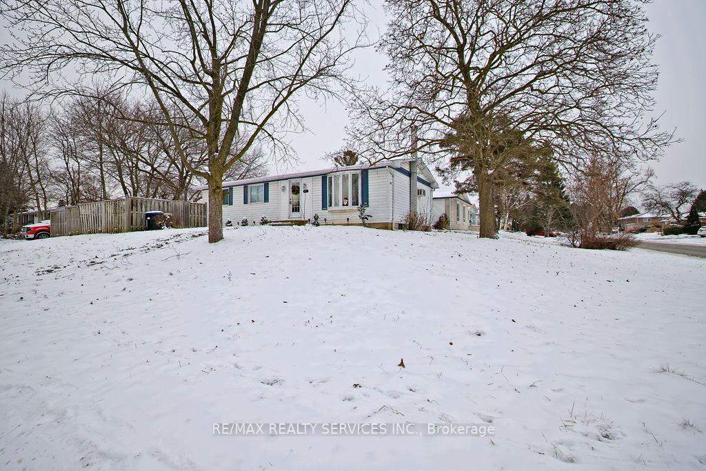 Photo 2 of 101 Walkem Drive, New Tecumseth, Tottenham — HOMEH