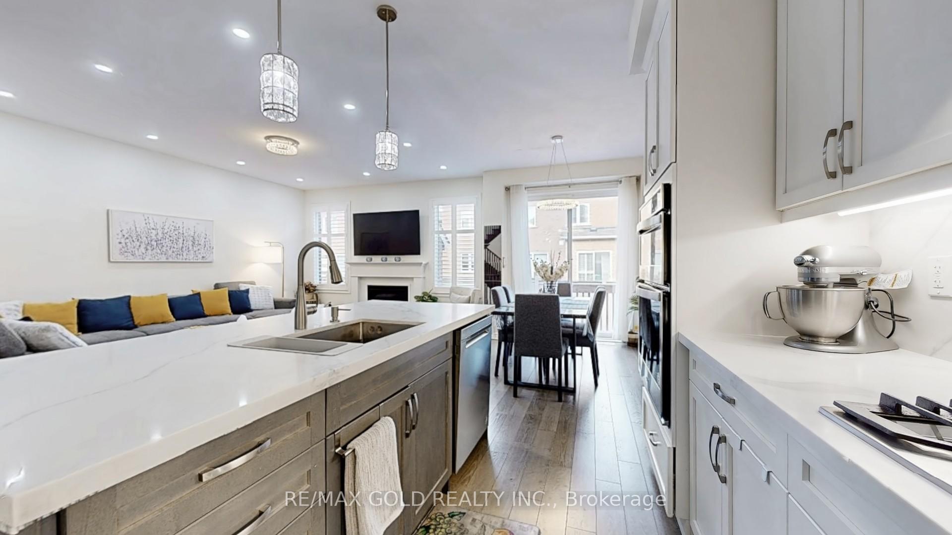 Photo 15 of 644 Kennedy Circle W, Milton, Cobban — HOMEH