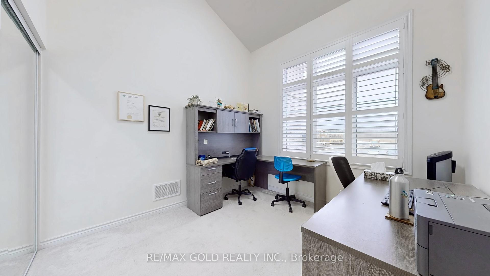 Photo 19 of 644 Kennedy Circle W, Milton, Cobban — HOMEH