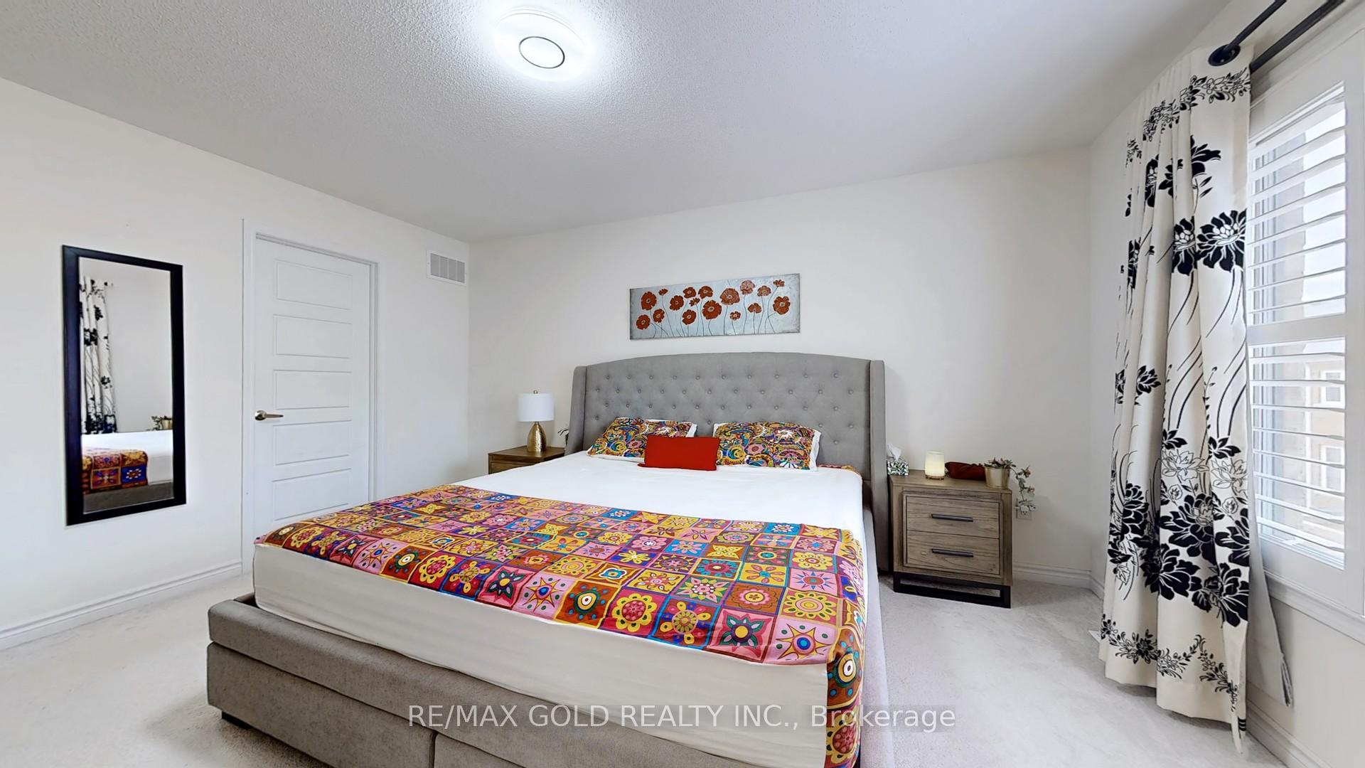 Photo 23 of 644 Kennedy Circle W, Milton, Cobban — HOMEH