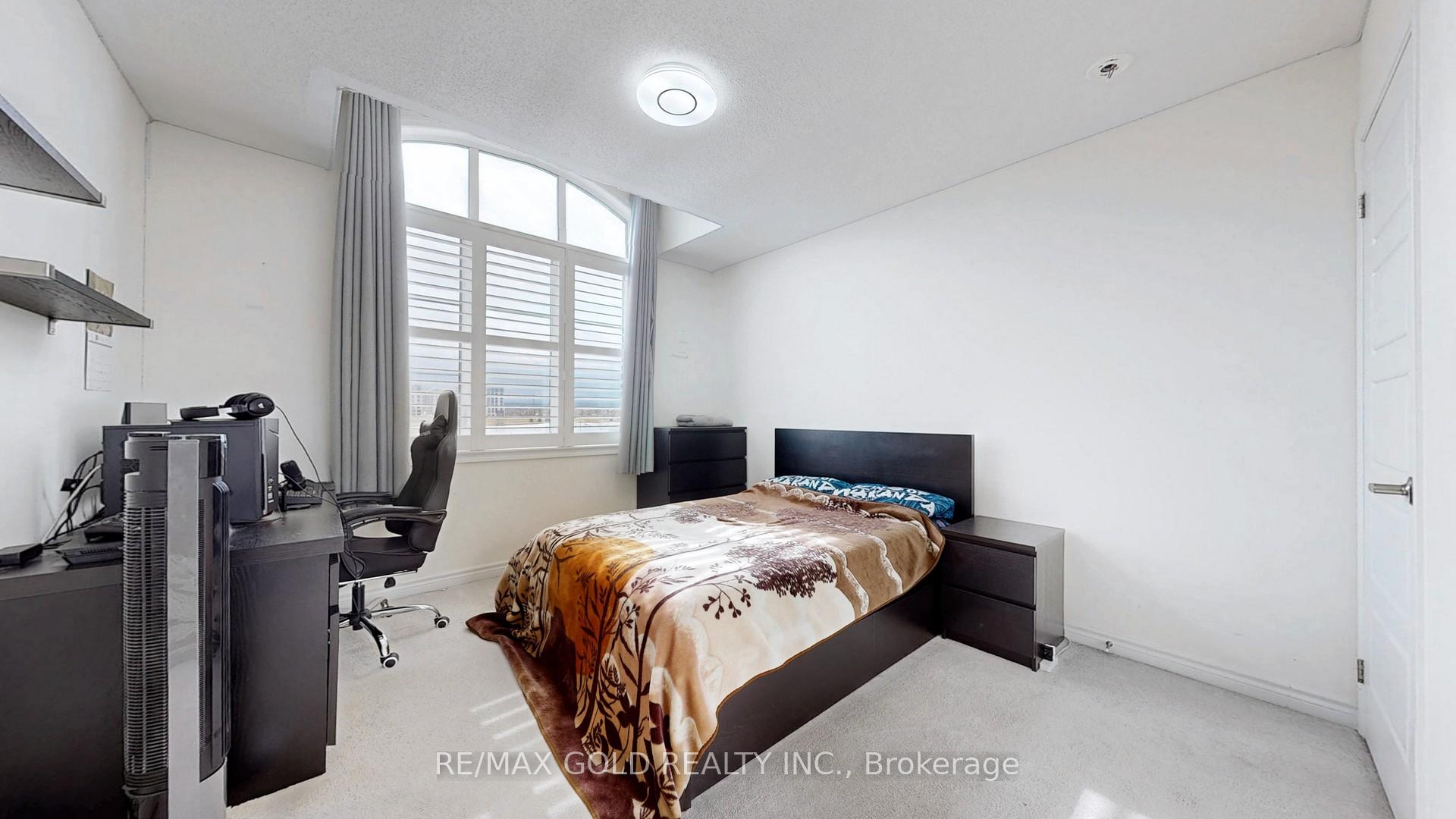 Photo 30 of 644 Kennedy Circle W, Milton, Cobban — HOMEH