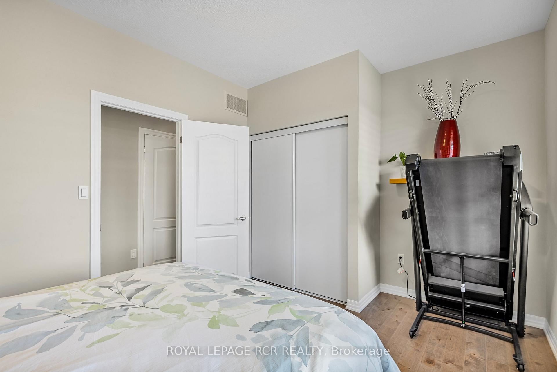 Photo 17 of 60 Steele Street, New Tecumseth, Alliston — HOMEH