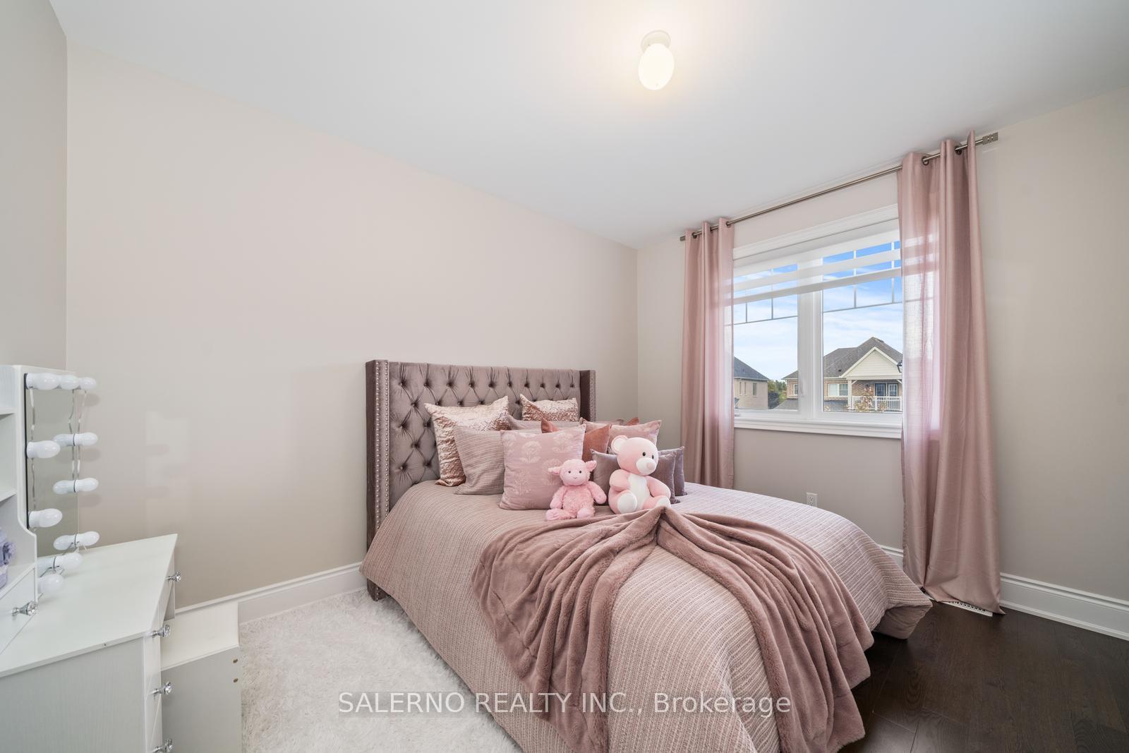 Photo 24 of 45 Gould Crescent, New Tecumseth, Tottenham — HOMEH