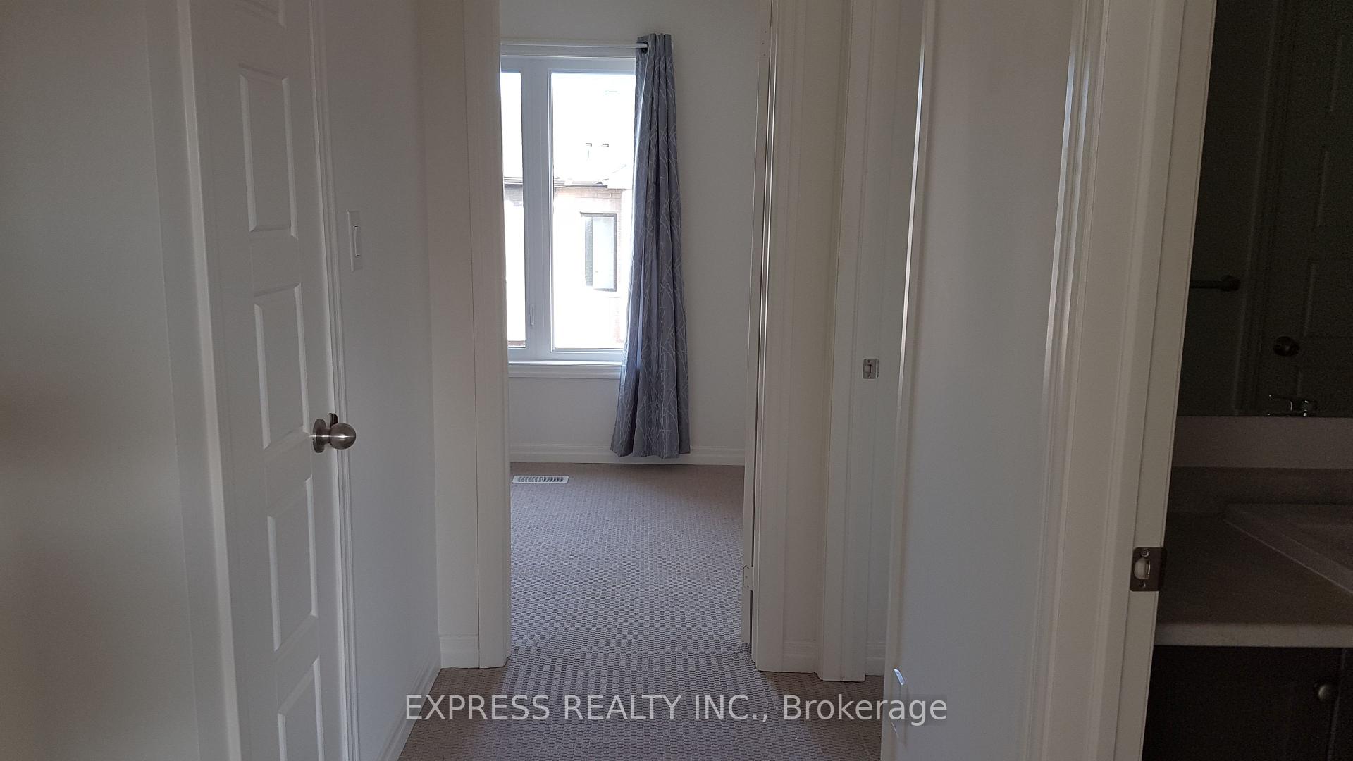 Photo 13 of 36 Vantage Loop, Newmarket, Woodland Hill — HOMEH