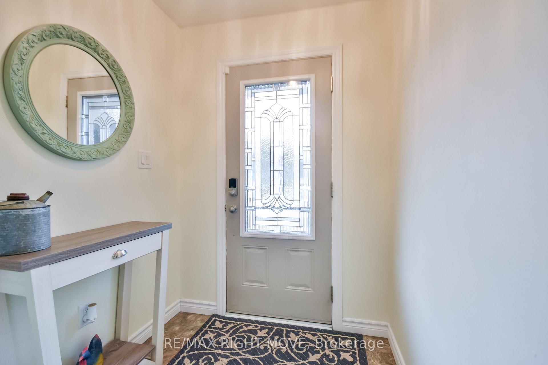 Photo 3 of 106 Lucy Lane, Orillia — HOMEH
