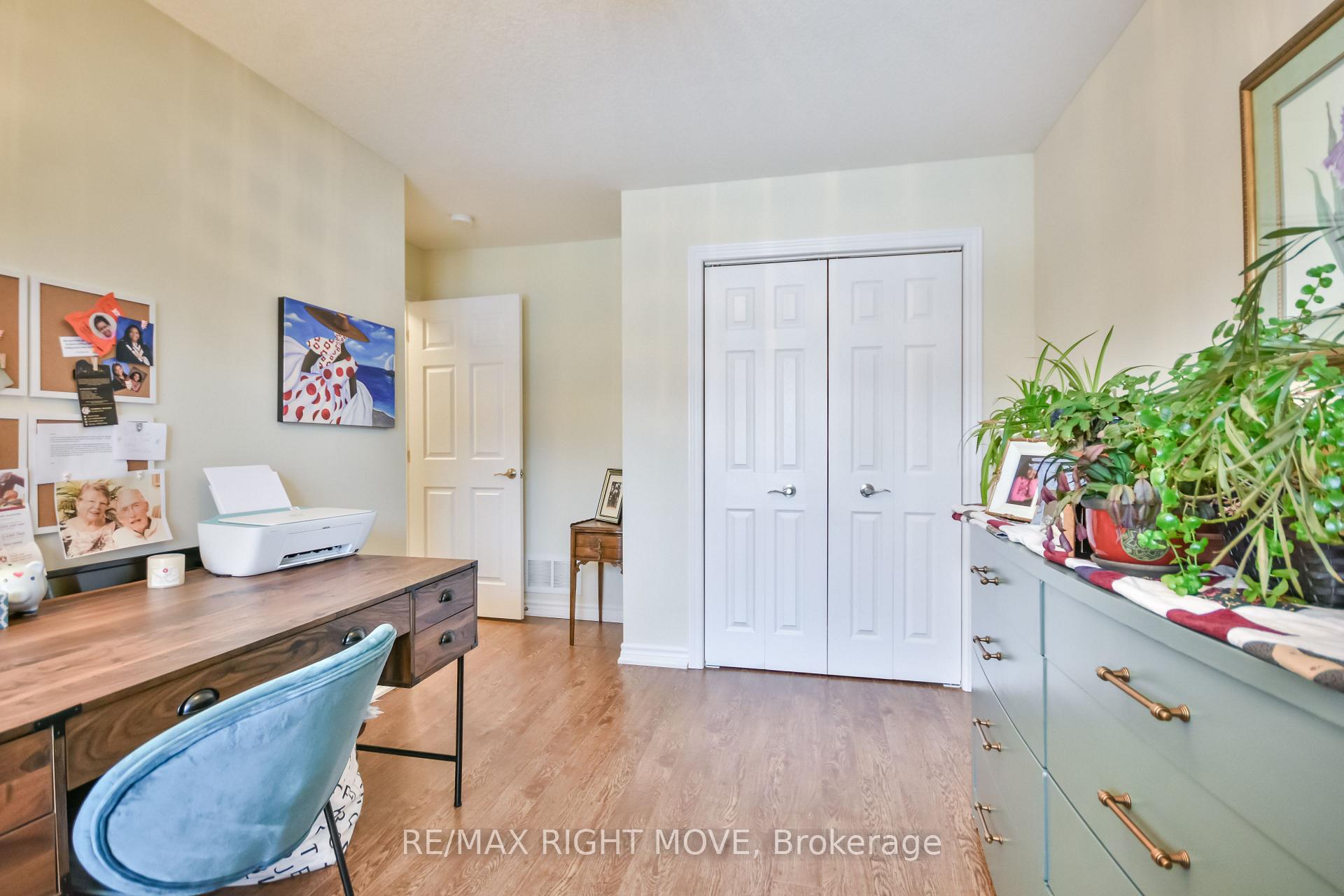 Photo 5 of 106 Lucy Lane, Orillia — HOMEH