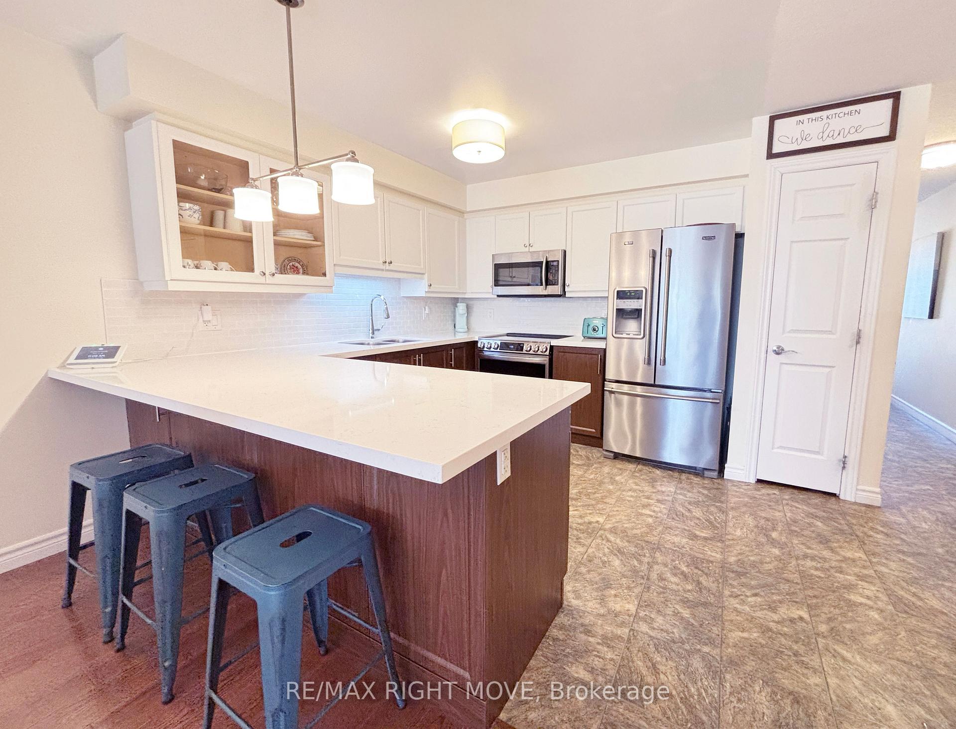 Photo 9 of 106 Lucy Lane, Orillia — HOMEH