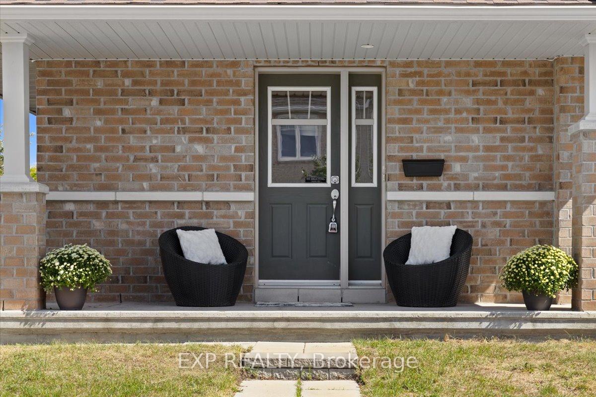 Photo 3 of 376 Gerry Lalonde Drive, Ottawa, Avalon West — HOMEH