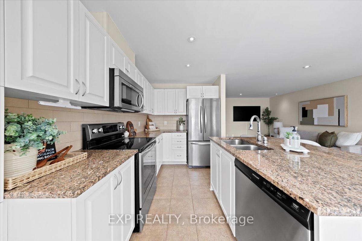Photo 10 of 376 Gerry Lalonde Drive, Ottawa, Avalon West — HOMEH