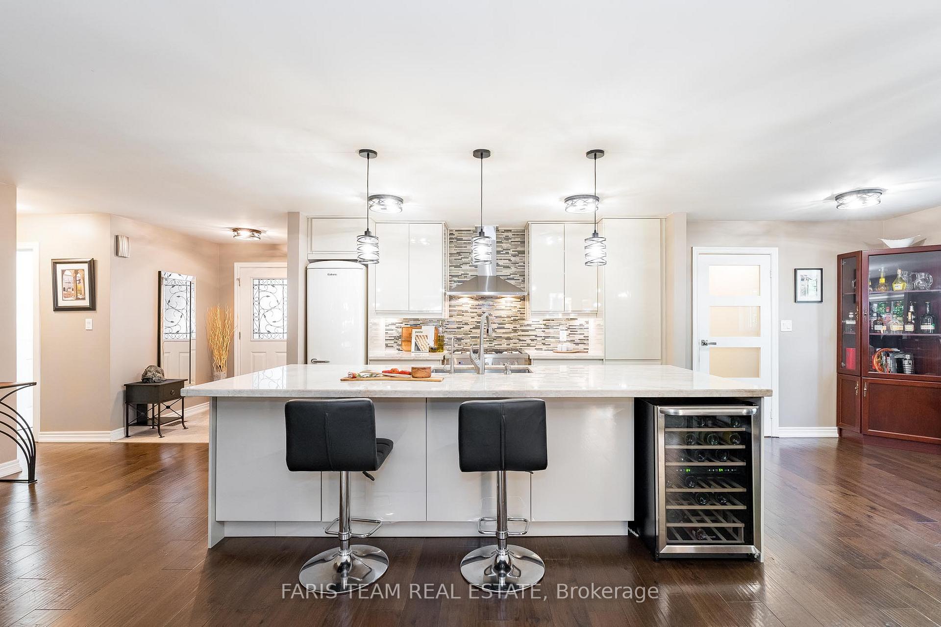 Photo 6 of 246 Belmoral Drive, Orillia — HOMEH