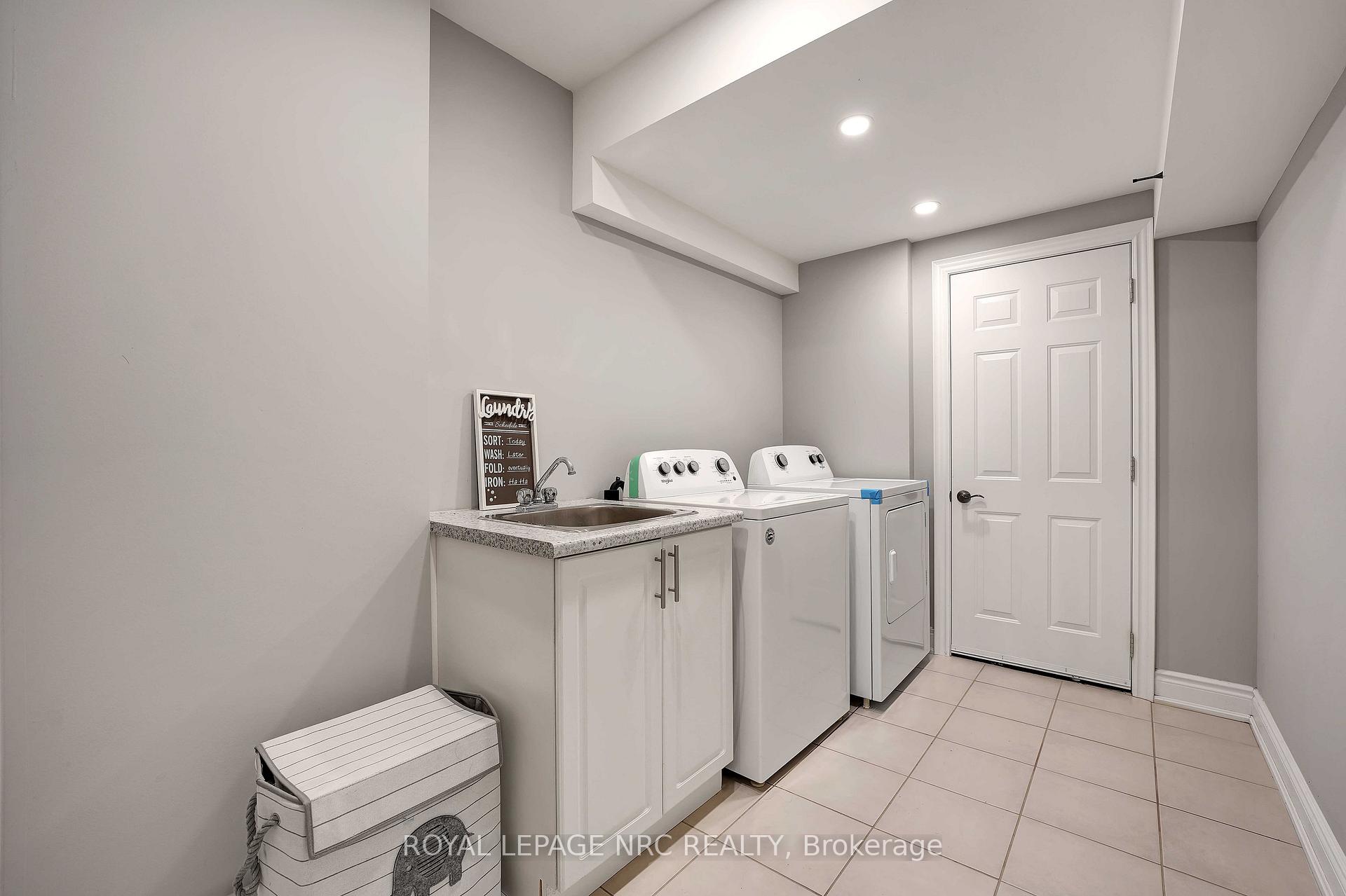 Photo 26 of 174 Walker Boulevard, New Tecumseth, Alliston — HOMEH