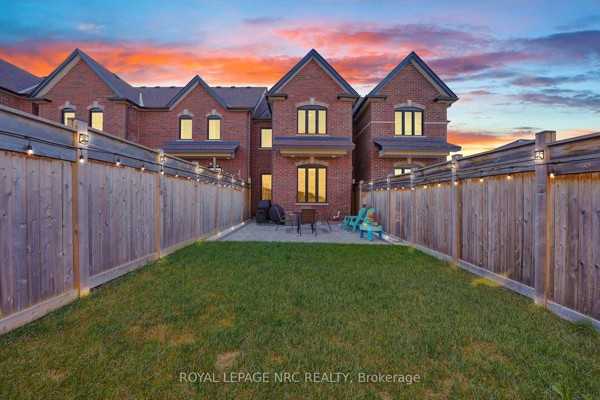 Photo 29 of 174 Walker Boulevard, New Tecumseth, Alliston — HOMEH
