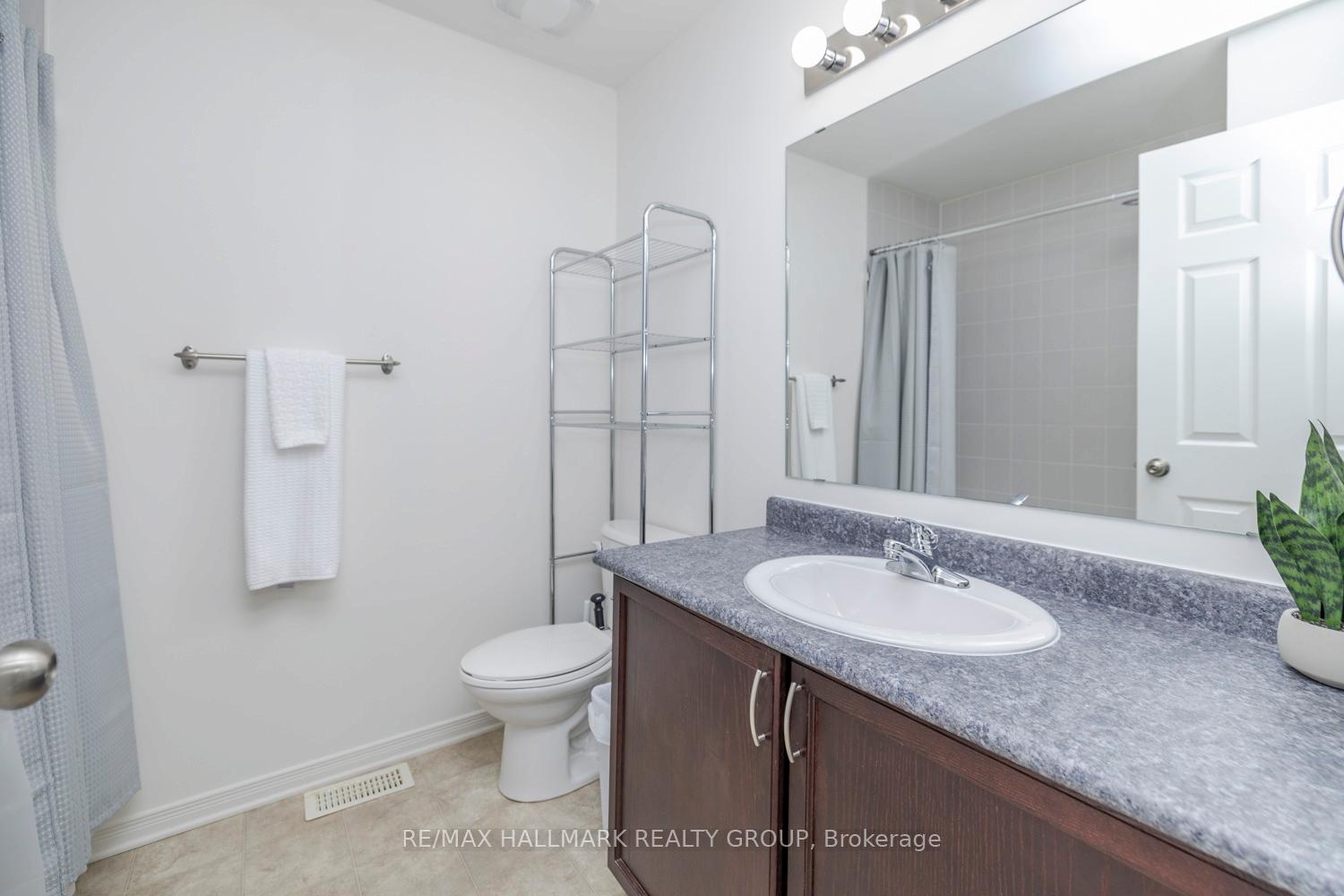 Photo 28 of 207 Rolling Meadow Crescent, Ottawa, Mer Bleue/Bradley Estates/Anderson Park — HOMEH