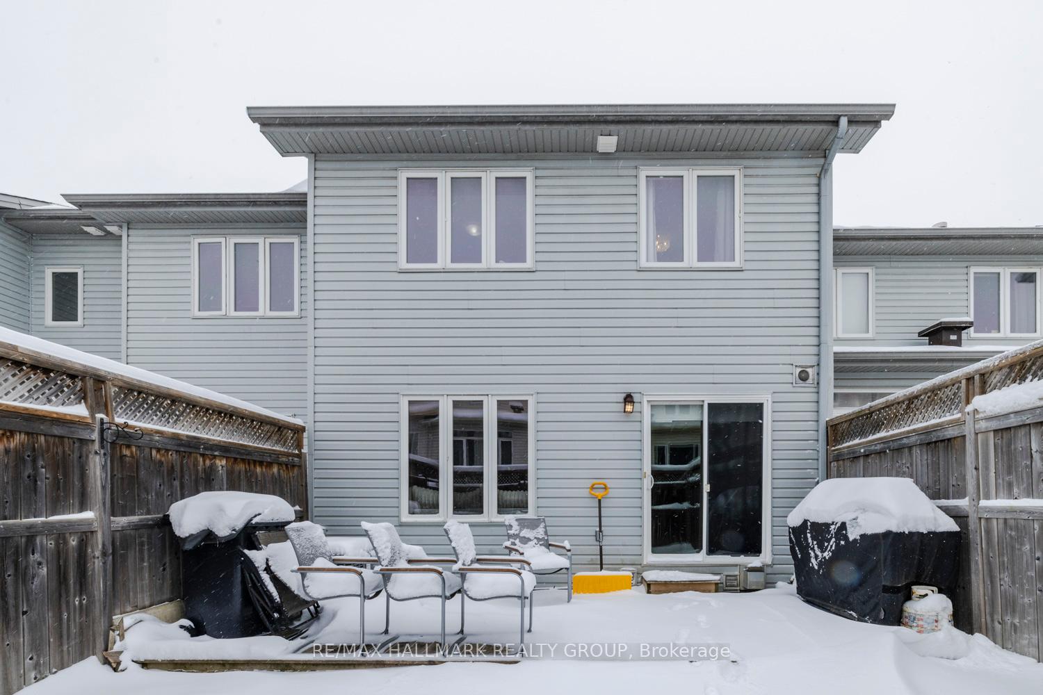 Photo 34 of 207 Rolling Meadow Crescent, Ottawa, Mer Bleue/Bradley Estates/Anderson Park — HOMEH