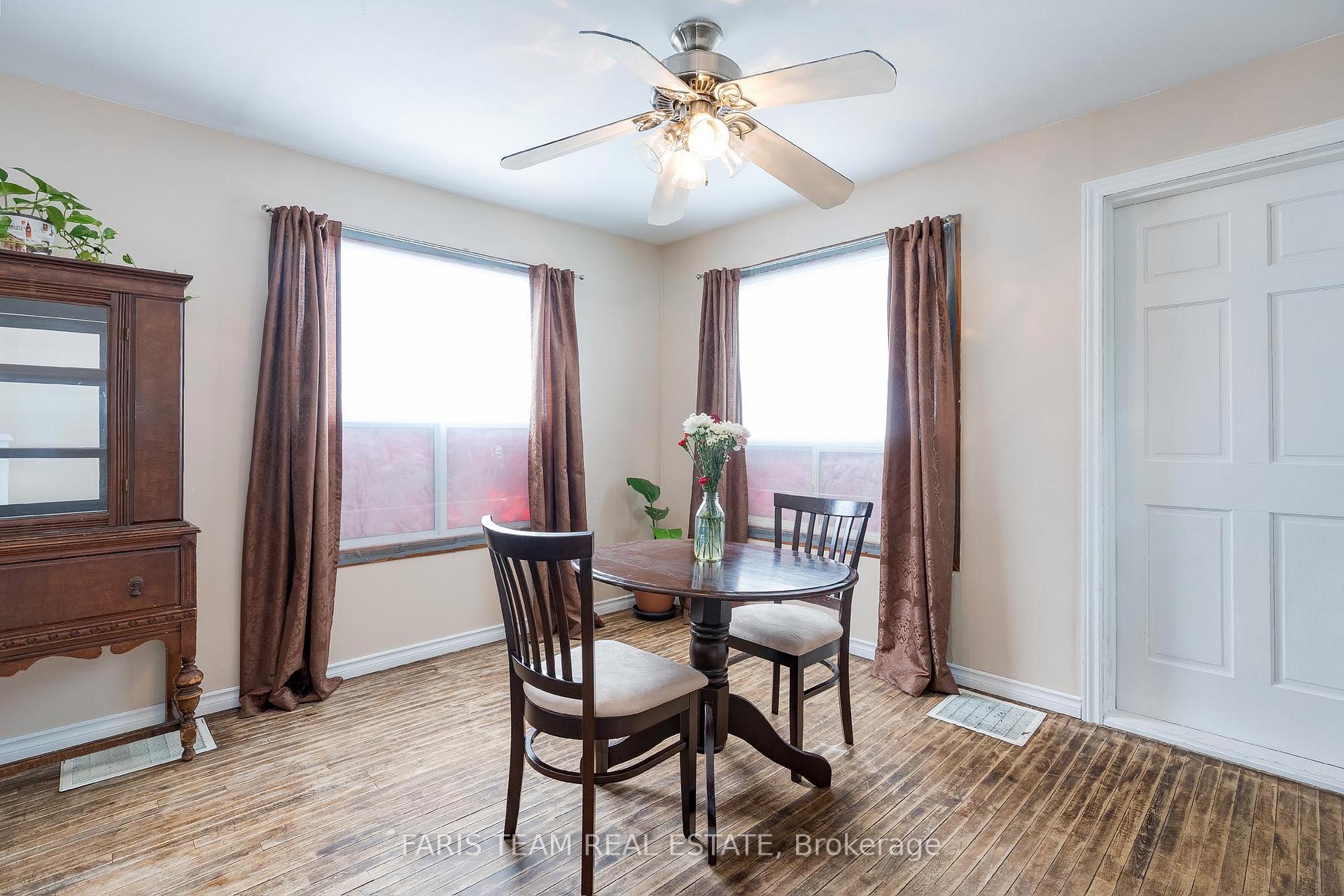 Photo 6 of 335 Moffat Street, Orillia — HOMEH