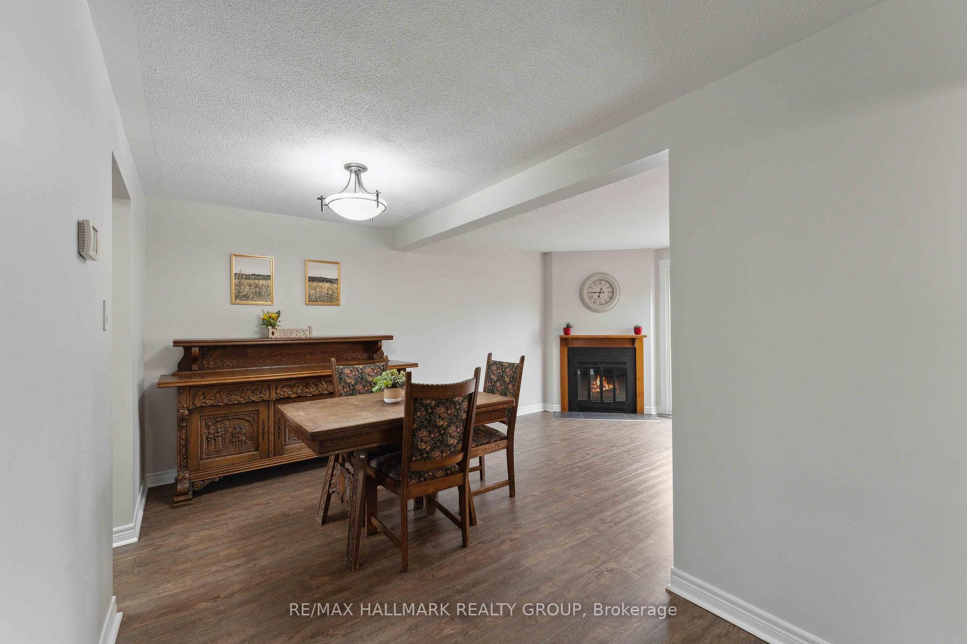 Photo 13 of 1031 Avignon Court, Ottawa, Orleans Wood — HOMEH