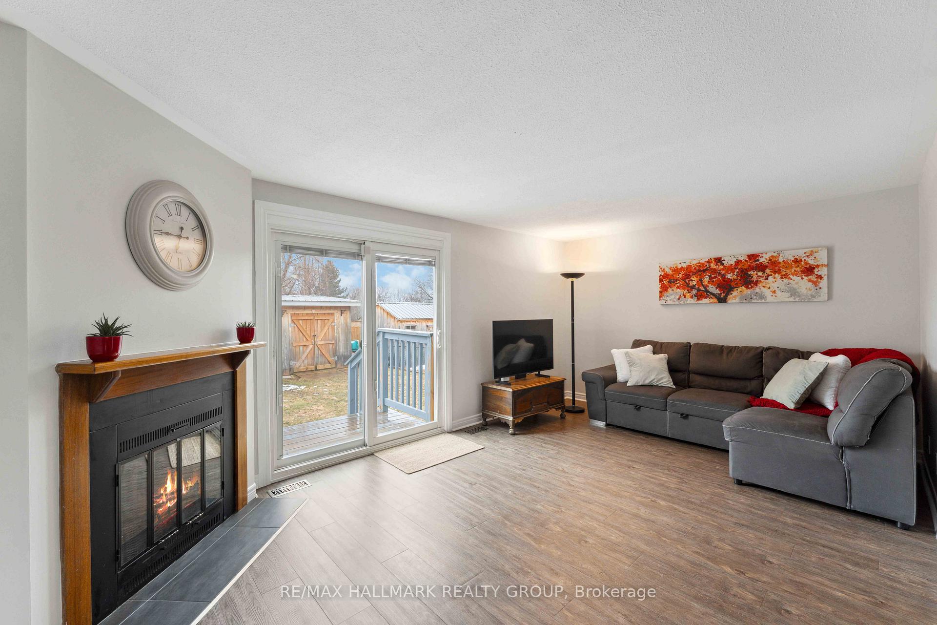 Photo 17 of 1031 Avignon Court, Ottawa, Orleans Wood — HOMEH