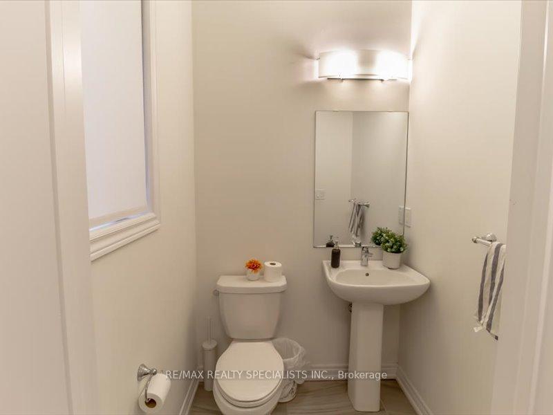 Photo 26 of 1341 Farmstead Drive, Milton, Ford — HOMEH