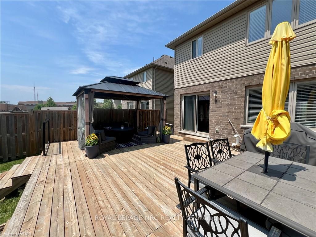 Photo 45 of 49 Abbott Place, Pelham, Fonthill — HOMEH