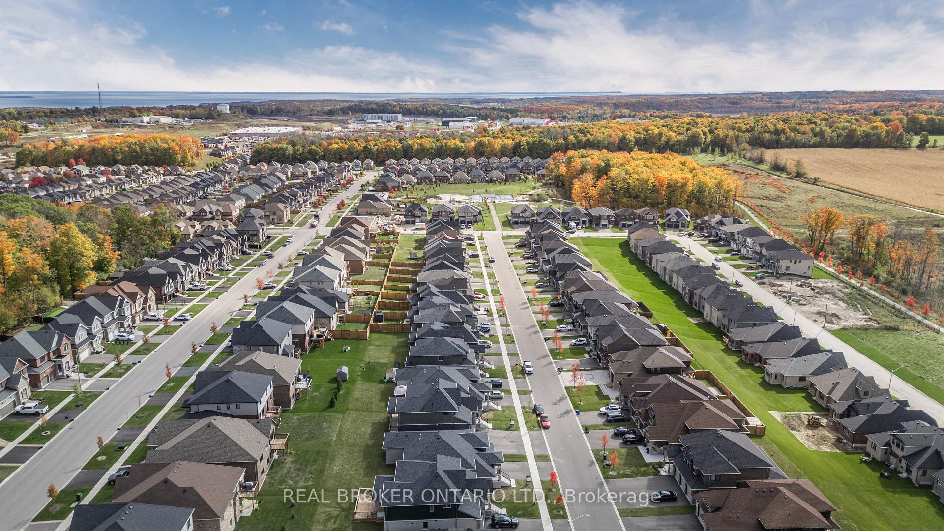 Photo 21 of 3035 Sierra Drive, Orillia — HOMEH
