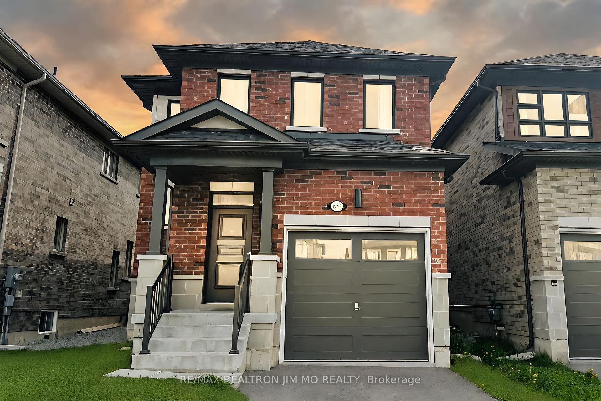 Photo 1 of 467 Rita‘s Avenue, Newmarket, Summerhill Estates — HOMEH