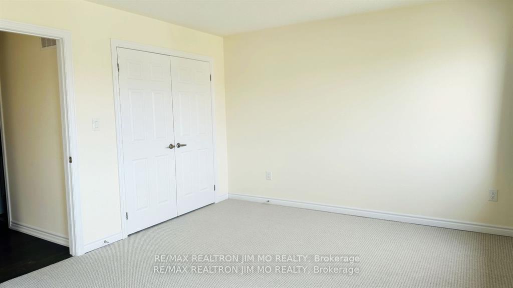 Photo 18 of 467 Rita‘s Avenue, Newmarket, Summerhill Estates — HOMEH