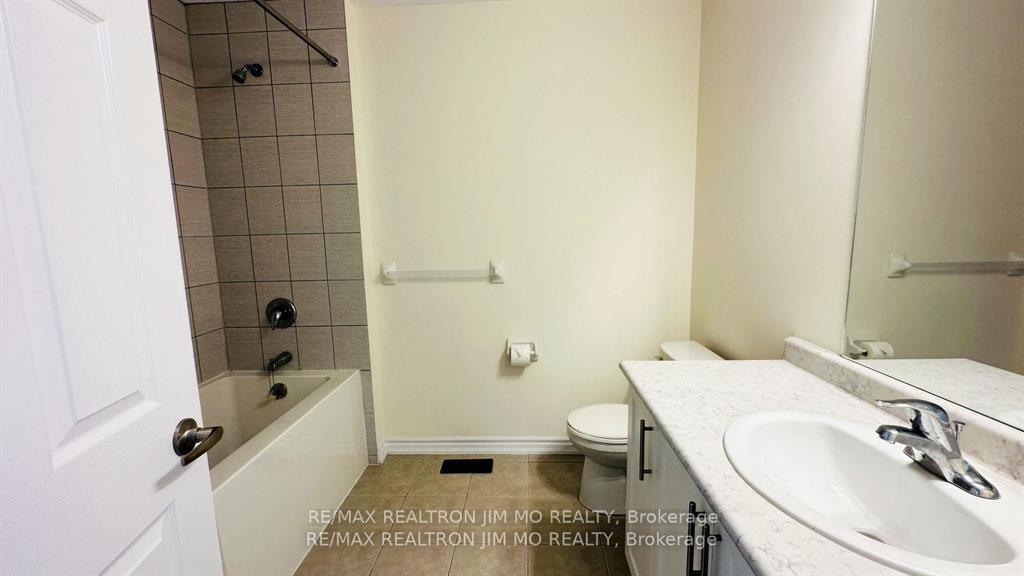 Photo 23 of 467 Rita‘s Avenue, Newmarket, Summerhill Estates — HOMEH
