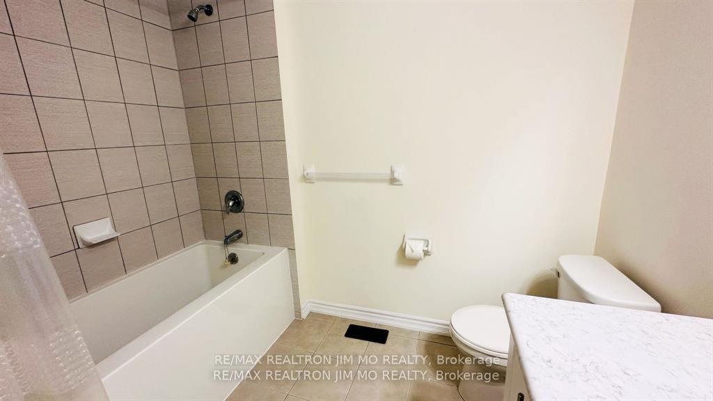 Photo 24 of 467 Rita‘s Avenue, Newmarket, Summerhill Estates — HOMEH