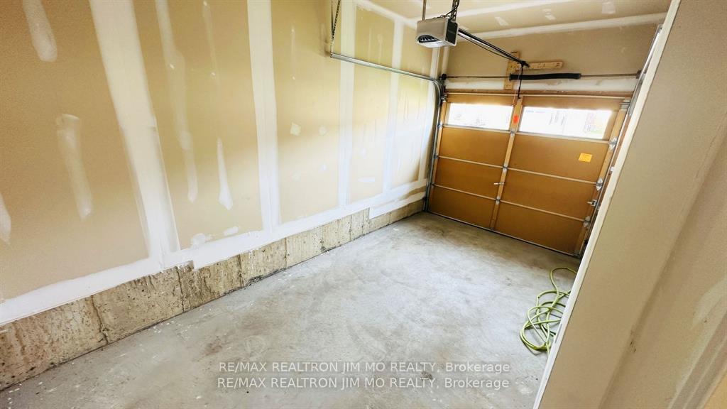 Photo 26 of 467 Rita‘s Avenue, Newmarket, Summerhill Estates — HOMEH