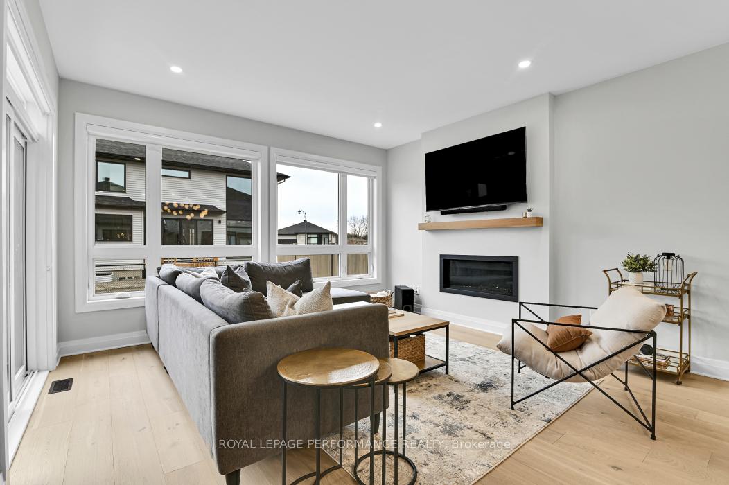 Photo 11 of 516 Ascender Avenue, Ottawa, Mer Bleue/Bradley Estates/Anderson Park — HOMEH