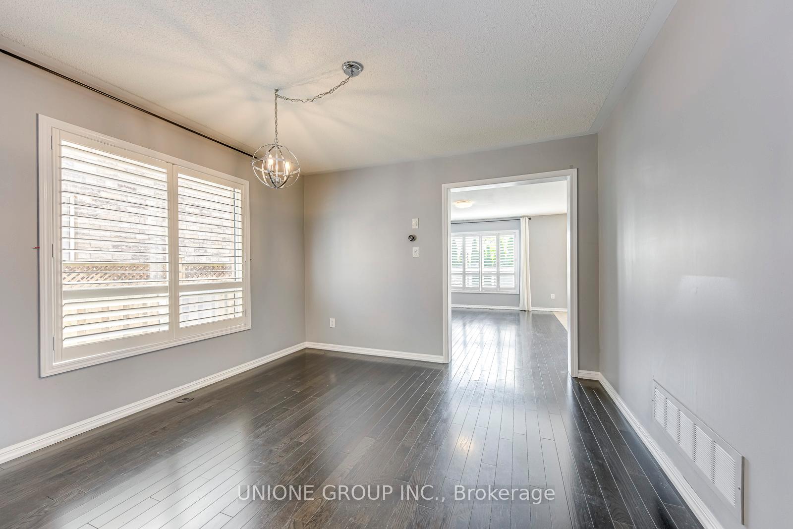 Photo 3 of 773 Shortreed Crescent, Milton, Coates — HOMEH